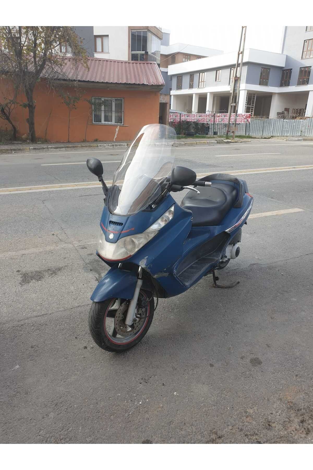 Piaggio X8 200 Siperlik Ön Cam 2004 2006 Model 58cm Şeffaf Renkli 4mm
