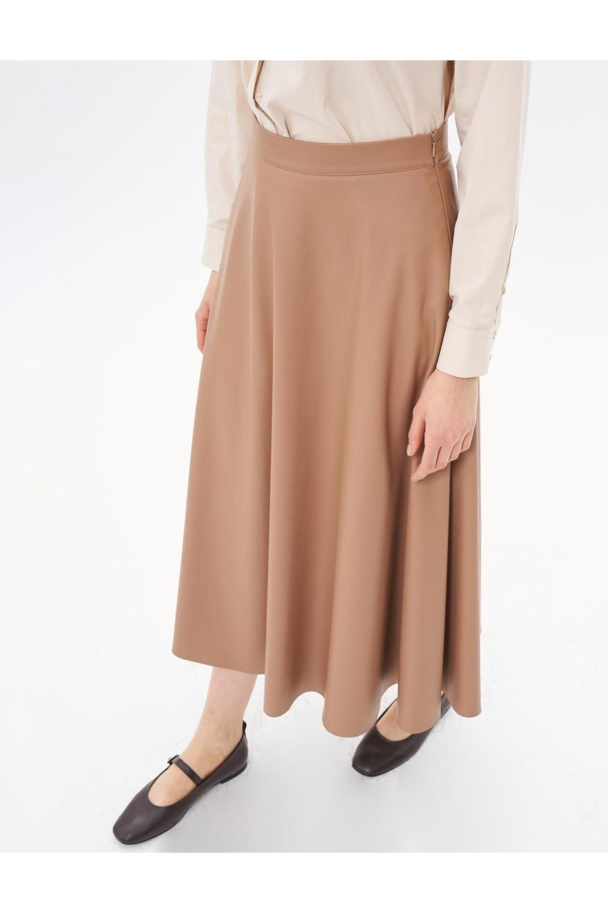 Kayra-Beige Faux Leather Zippered Flared Skirt 6