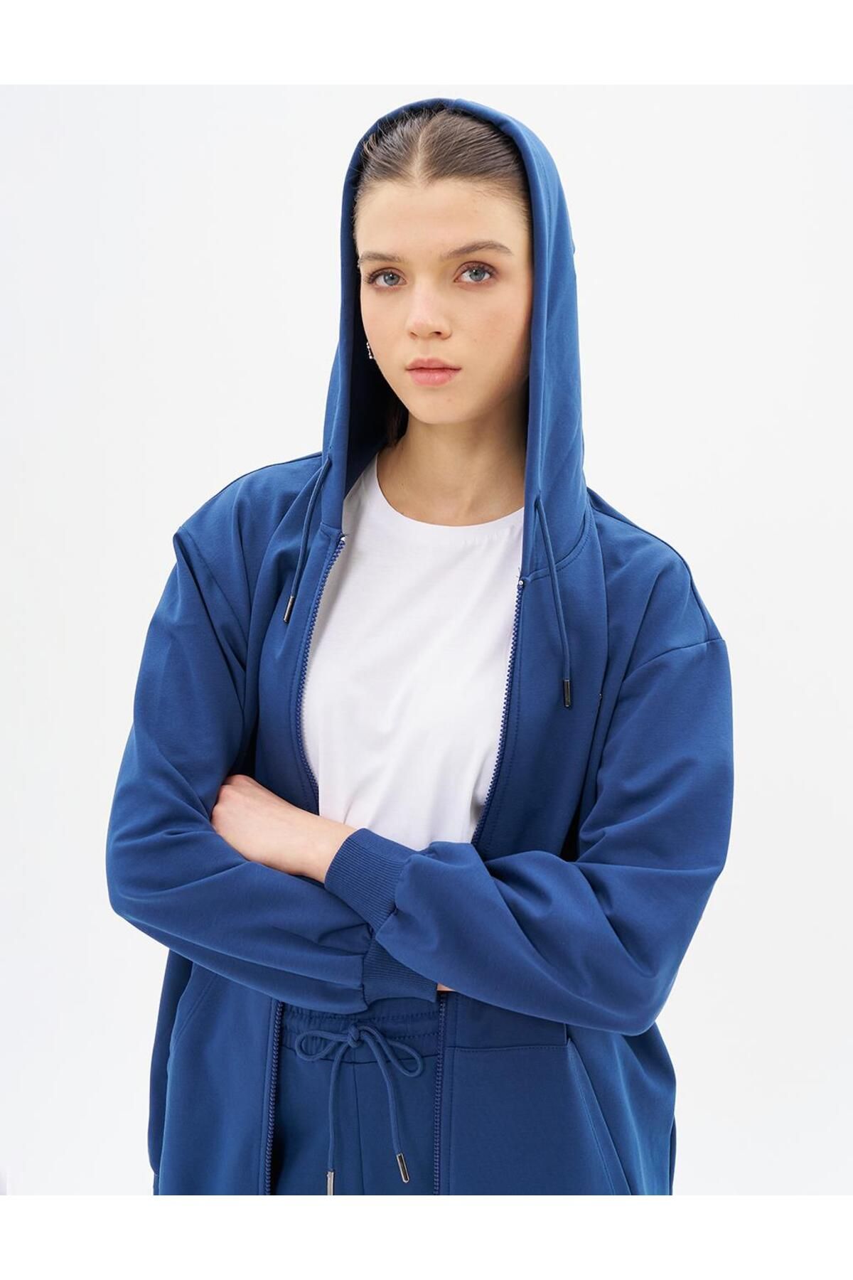 Kayra-Indigo Hooded and Zippered Sweatshirt 6