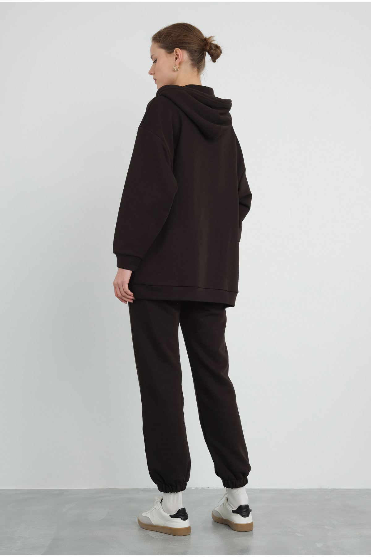 HEQA-Dark Brown Sweatpants with Elastic Legs 4