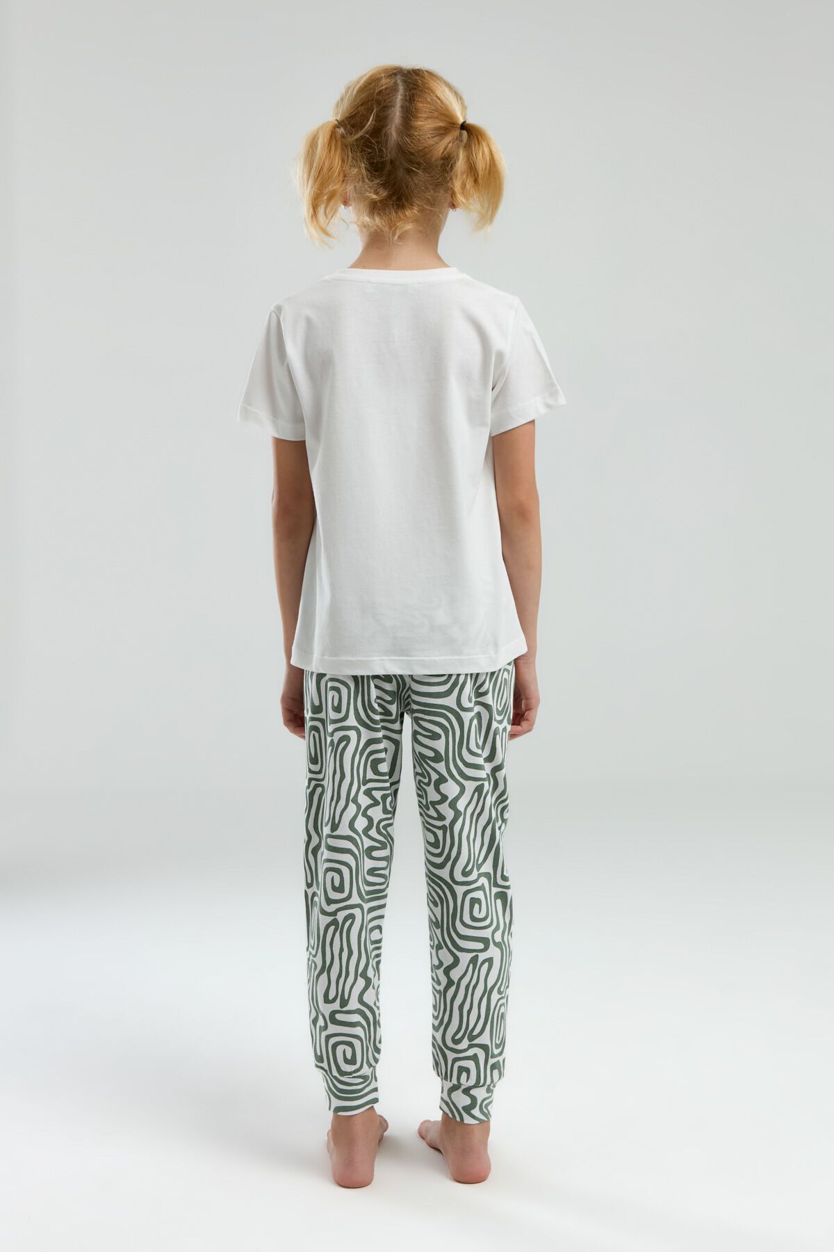 Arnetta-Costum de pijama alb cu maneca scurta pentru fete 4