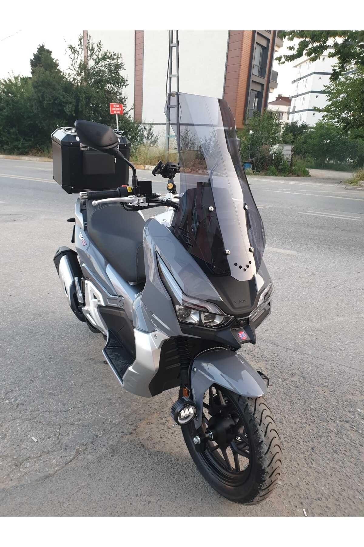 RKS Freccia 150 Siperlik Ön Cam 2022-2025 Model 65cm Füme Renkli 4mm ORTA BOYLU CAM