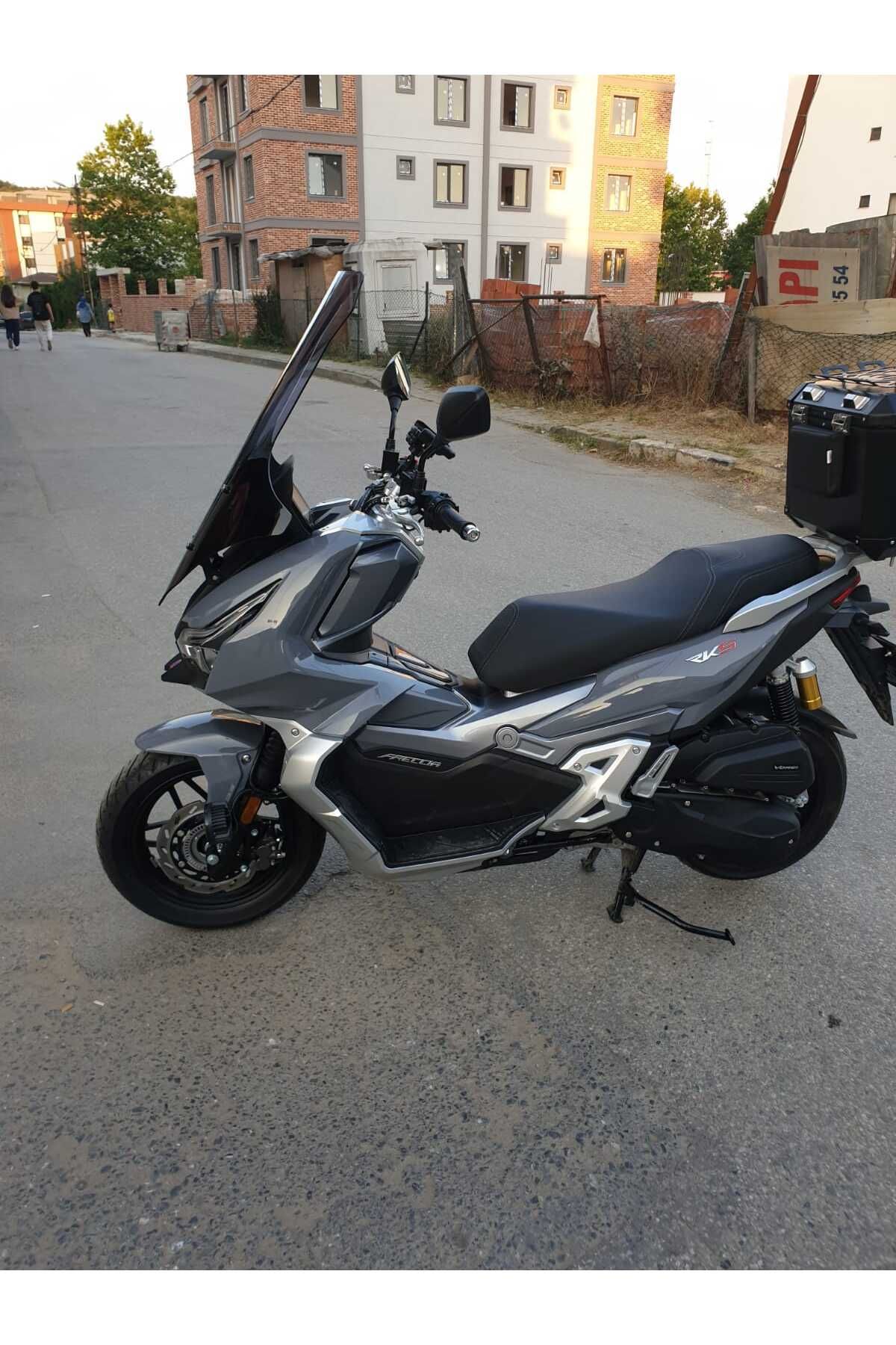 RKS Freccia 150 Siperlik Ön Cam 2022-2025 Model 78cm Füme Renkli 4mm UZUN CAM