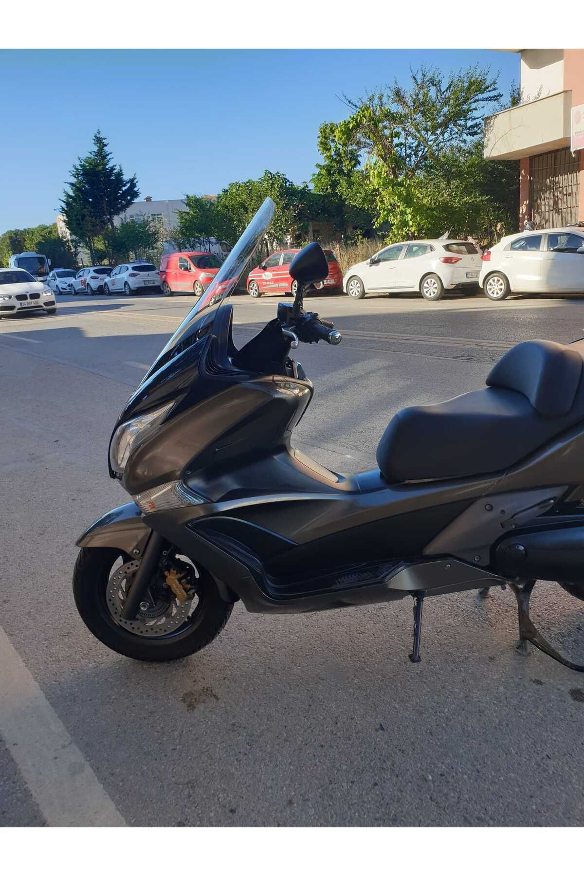 RKS Grace 202 Siperlik Ön Cam 2022-2025 Model 55cm Şeffaf Renkli 4mm KISA SPOR CAM