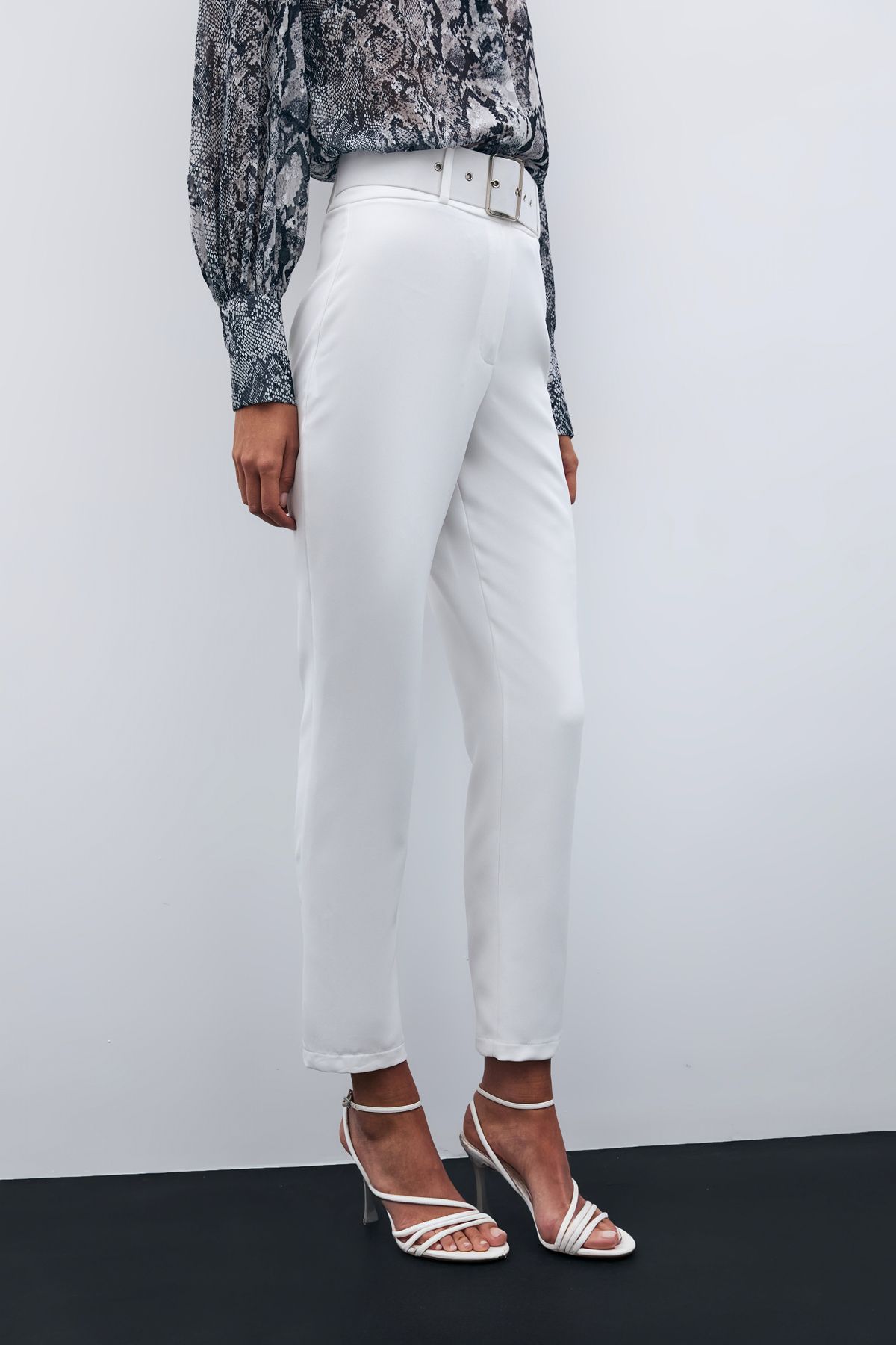 Sateen-Pantaloni cu brâu cu talie înaltă - EKRU 5