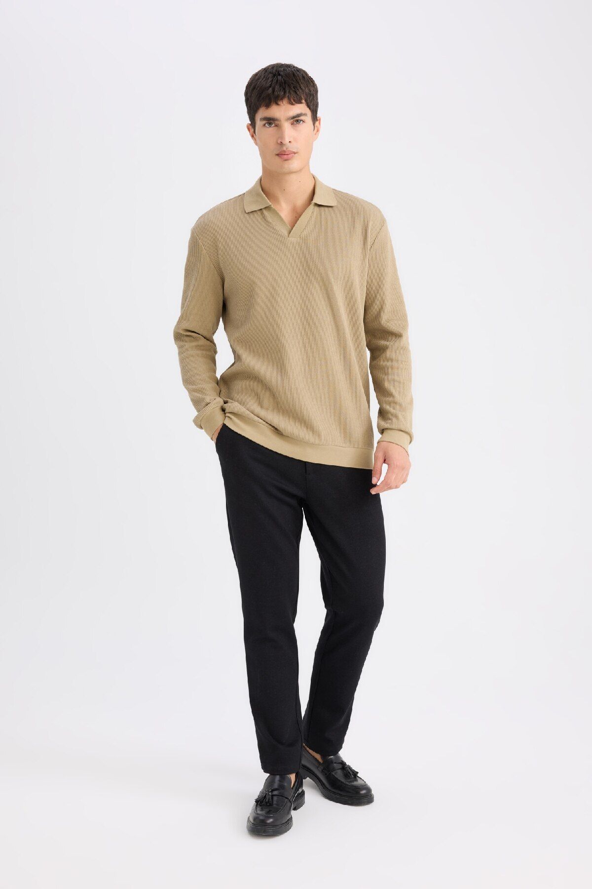 DeFacto Spodnie Dopasowane Regular Fit Basic Straight Pocket D9081ax24wn Mężczyzna - 38