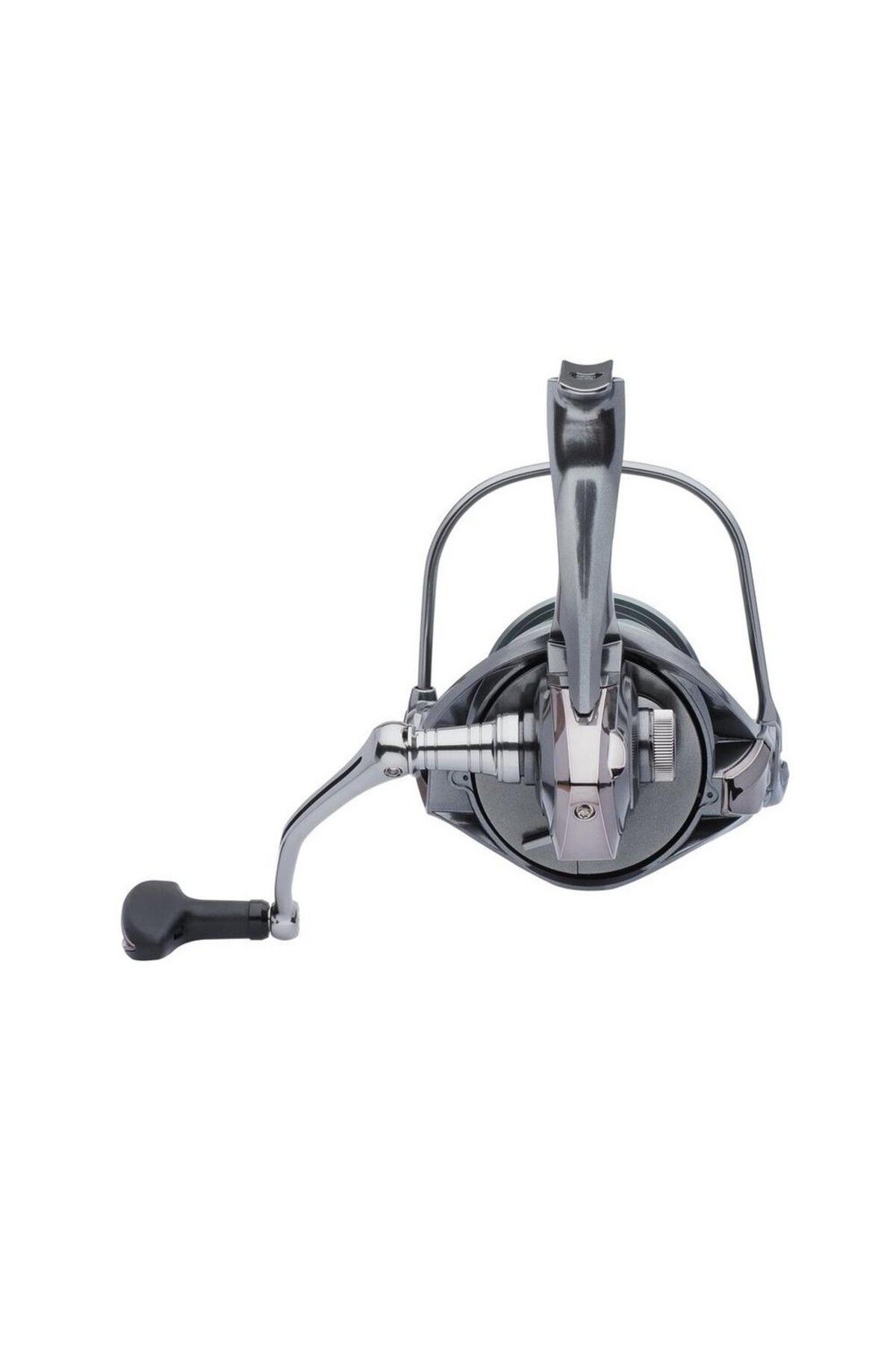 PENN-Tidal Xt Long Cast 8000 Surf Machine 2