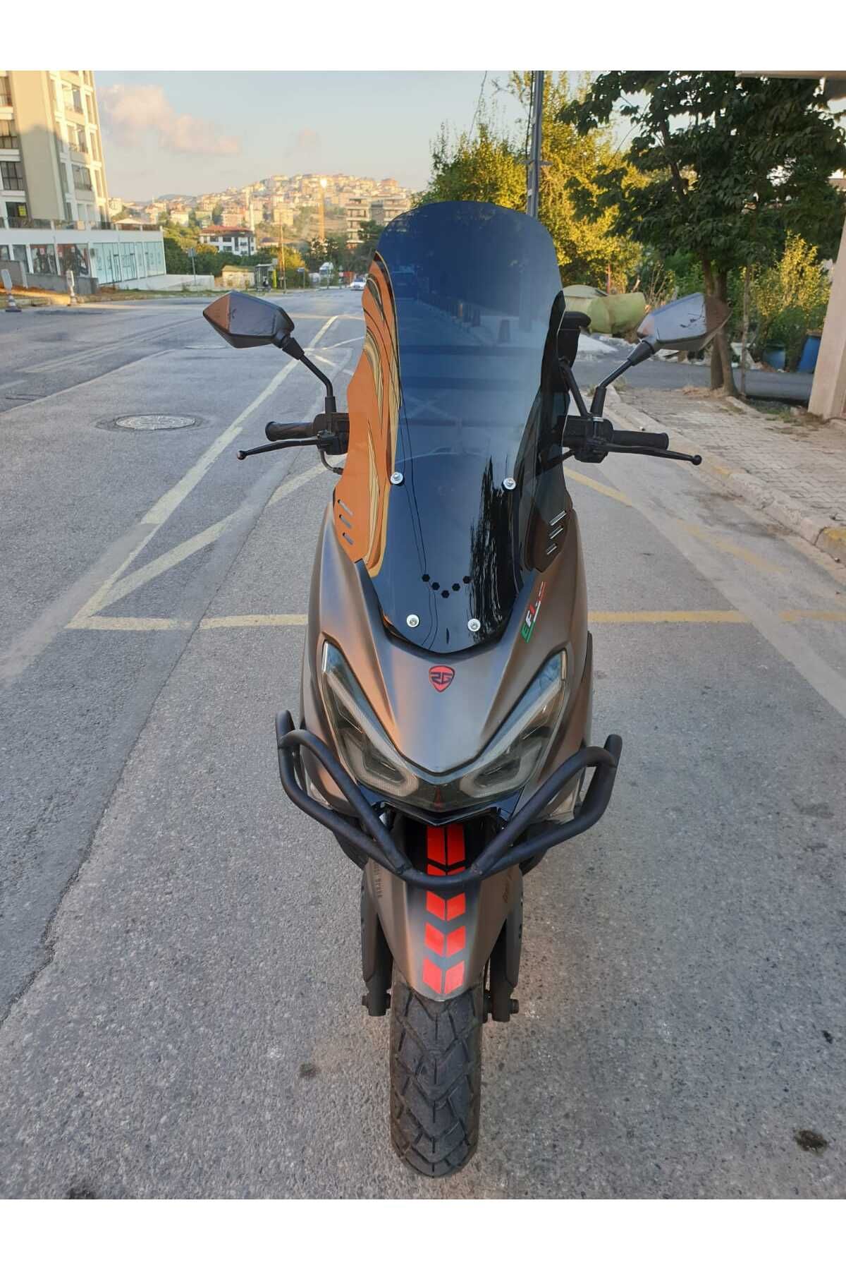 RKS Newlight 125 Siperlik Ön Cam 2021-2022 Model 65cm Siyah Renkli 4mm PRO MODELE UYMAZ