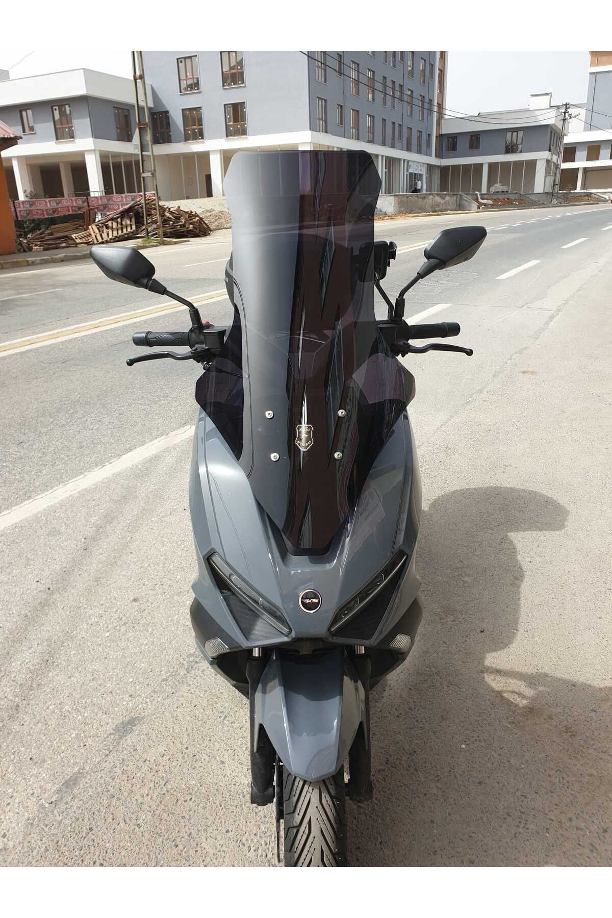 RKS Vieste 249 Siperlik Ön Cam 2022-2025 Model 78cm Siyah Renkli 4mm UZUN CAM