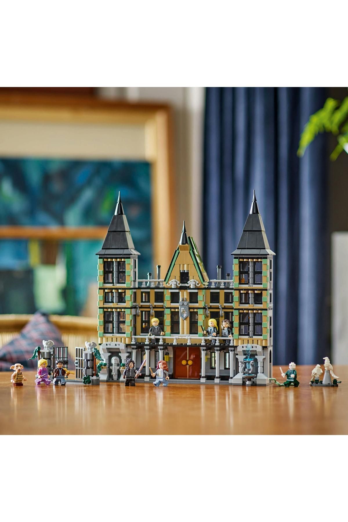 LEGO-® Harry Potter™ Malfoy Manor, Wizard Toy Building Set 76453 6