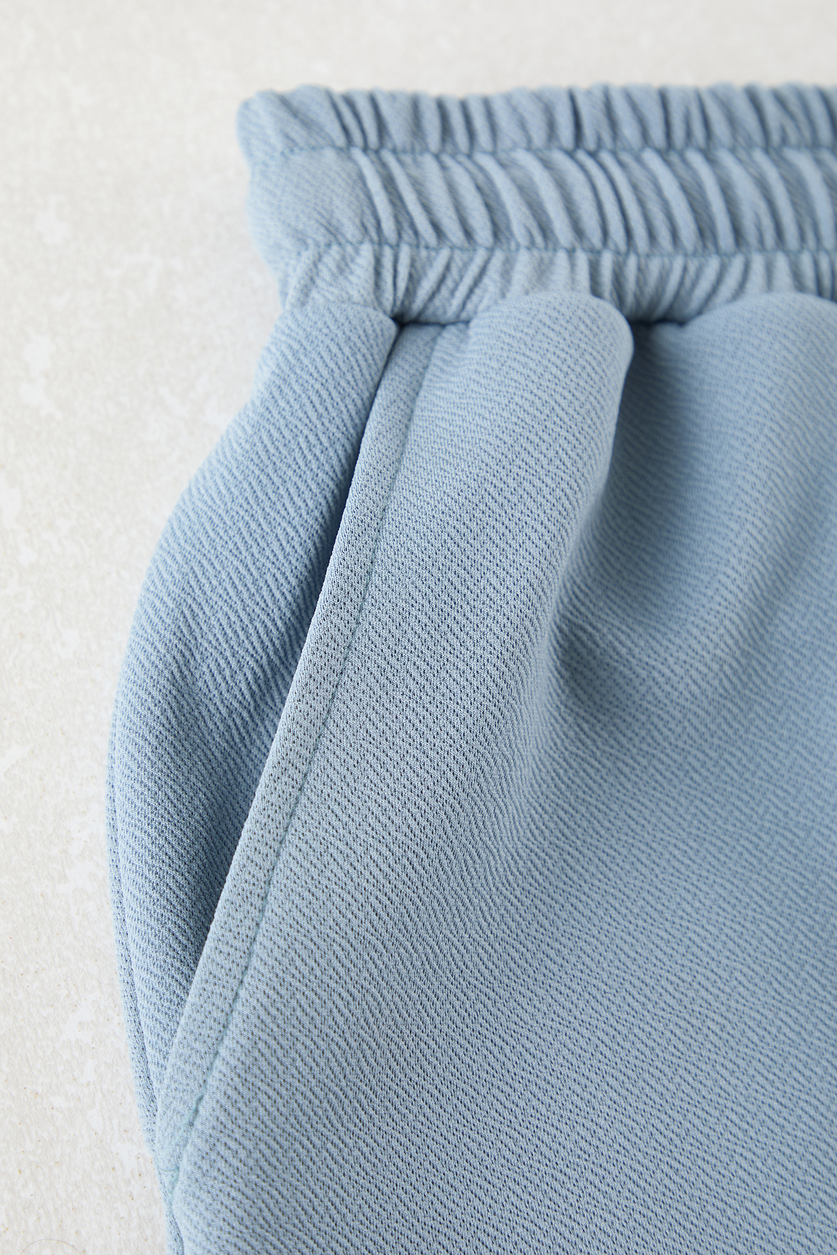 Trendyolmilla  Mavi Regular/Normal Kesim Dokulu Basic Şort & Bermuda TMNSS25SR00022 - Görsel 4