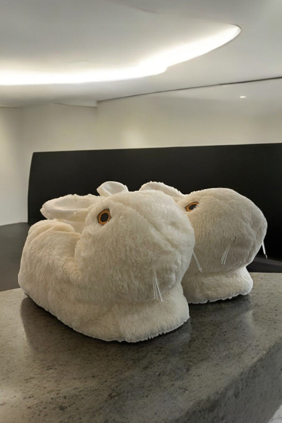 HAKKE-Unisex House Slippers with Rabbit Figure and Plush Slippers 3