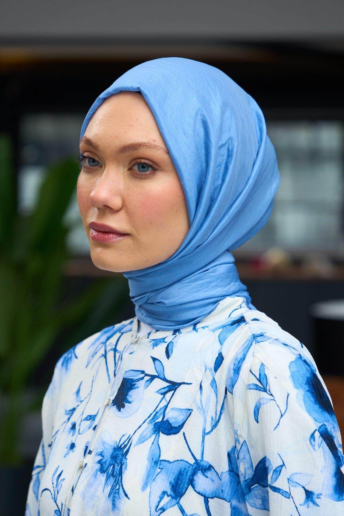 İpekhan-Plain Pattern Voile Shawl Blue Voile Silk Shawl - 9800-05 3