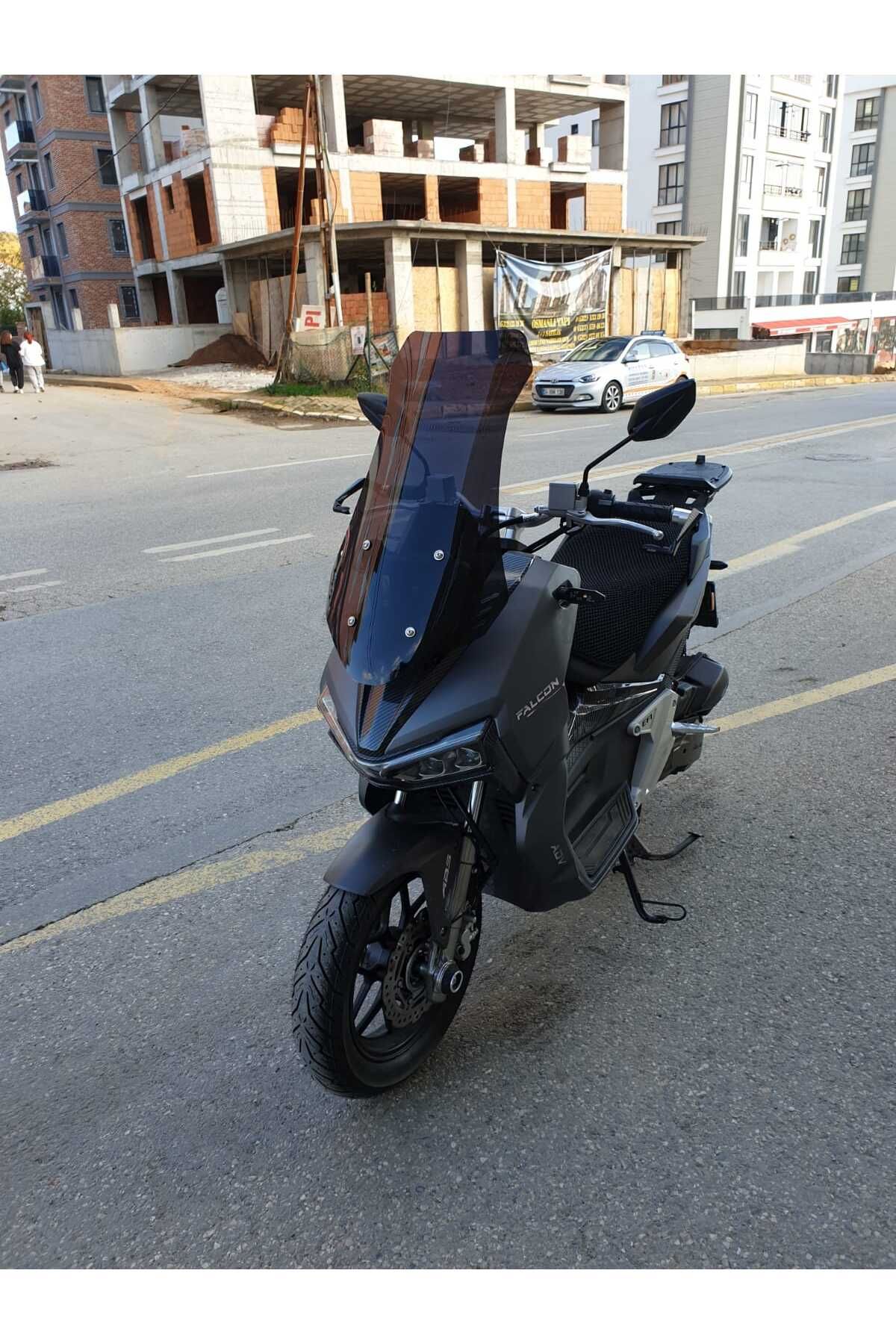 Falcon Trex 188 Siperlik Ön Cam 2022-2025 Model 55cm Siyah Renkli 4mm KISA SPOR CAM