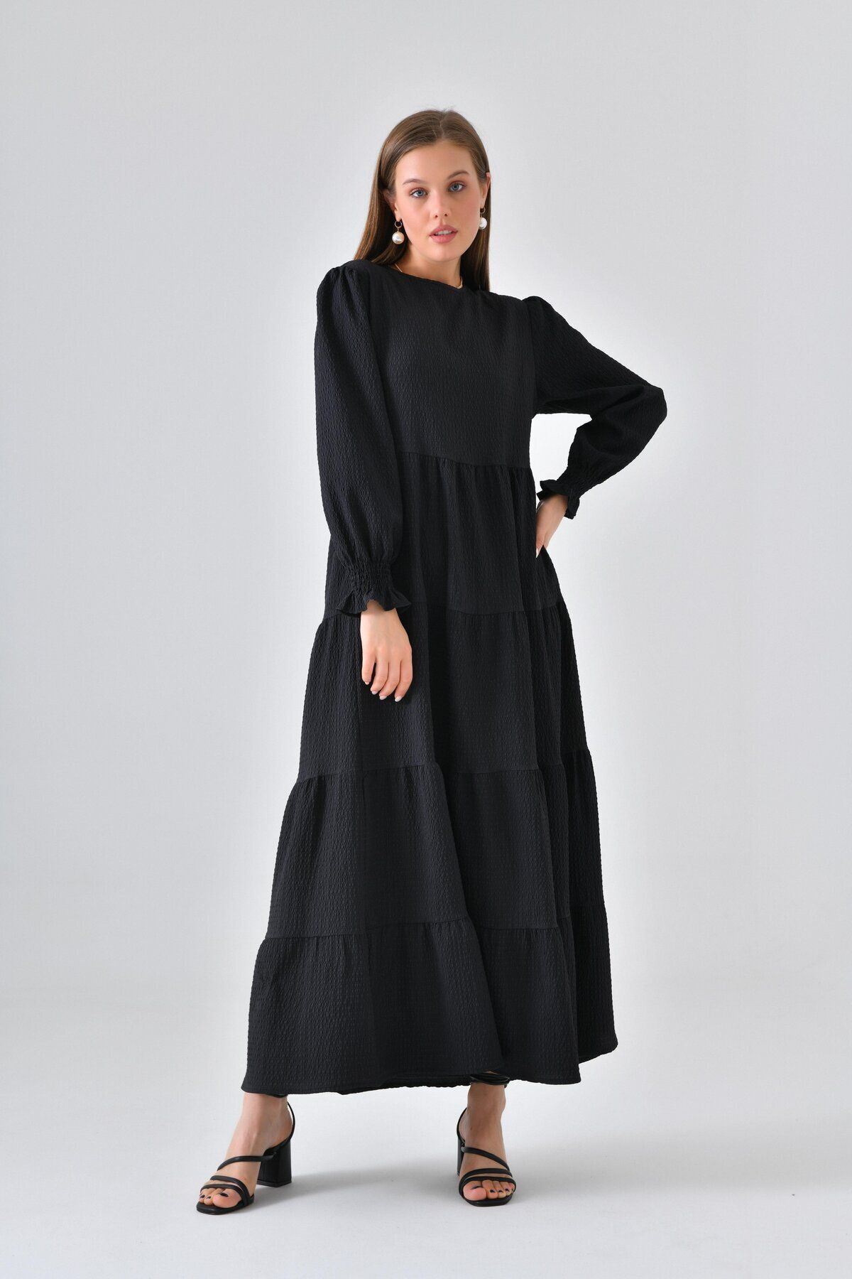 Saade-Black Crew Neck Sleeve Gipe Detailed Layered Dress 4