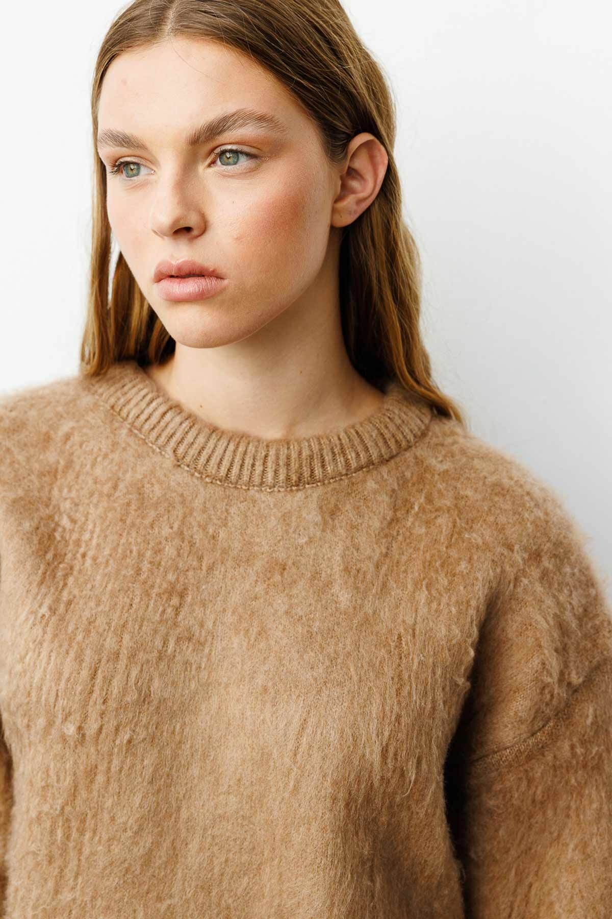 Hooopstore-Belted Bird Eyed Camel Sweater 5