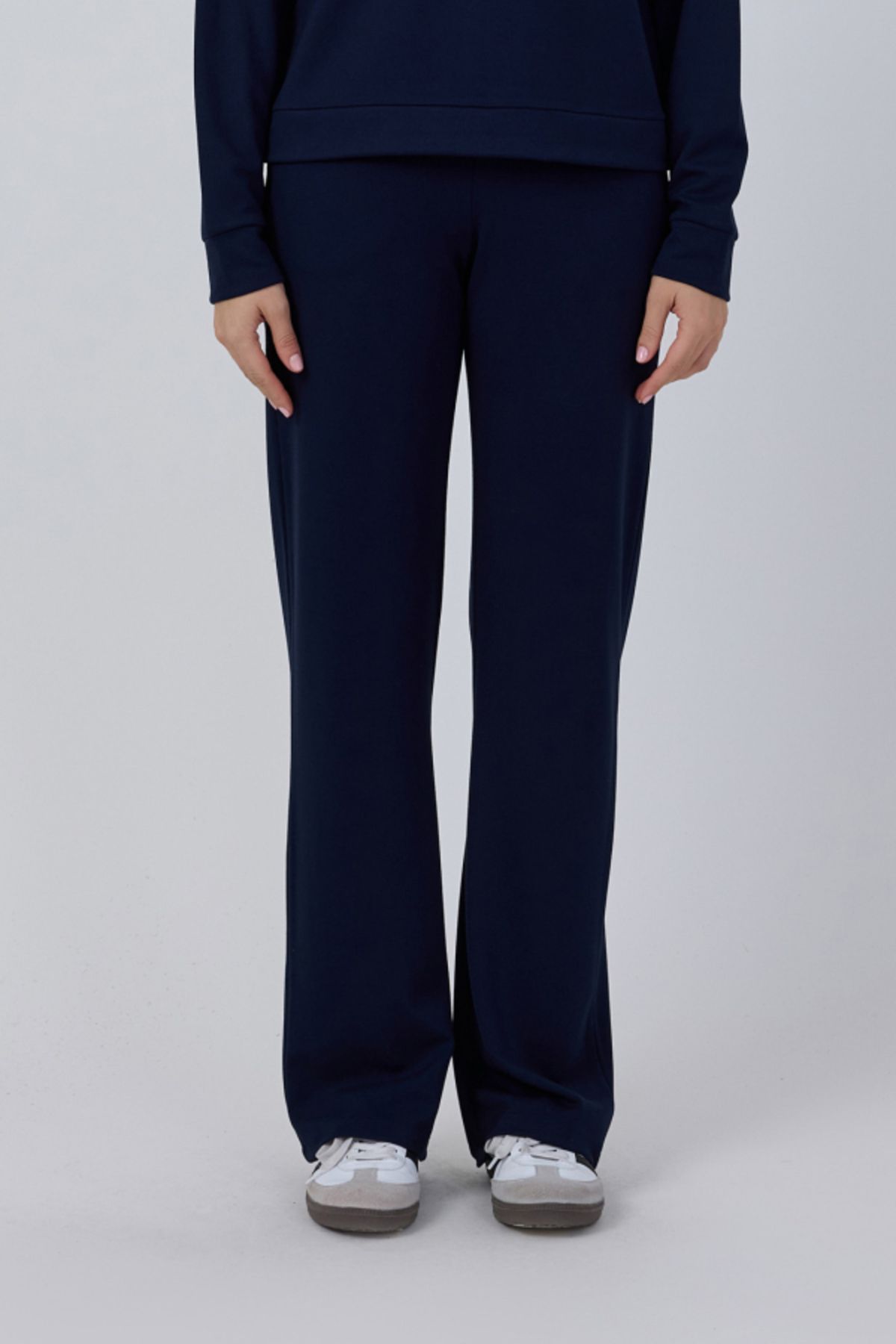 SEVİLEN-Wide Leg Sweatpants 2