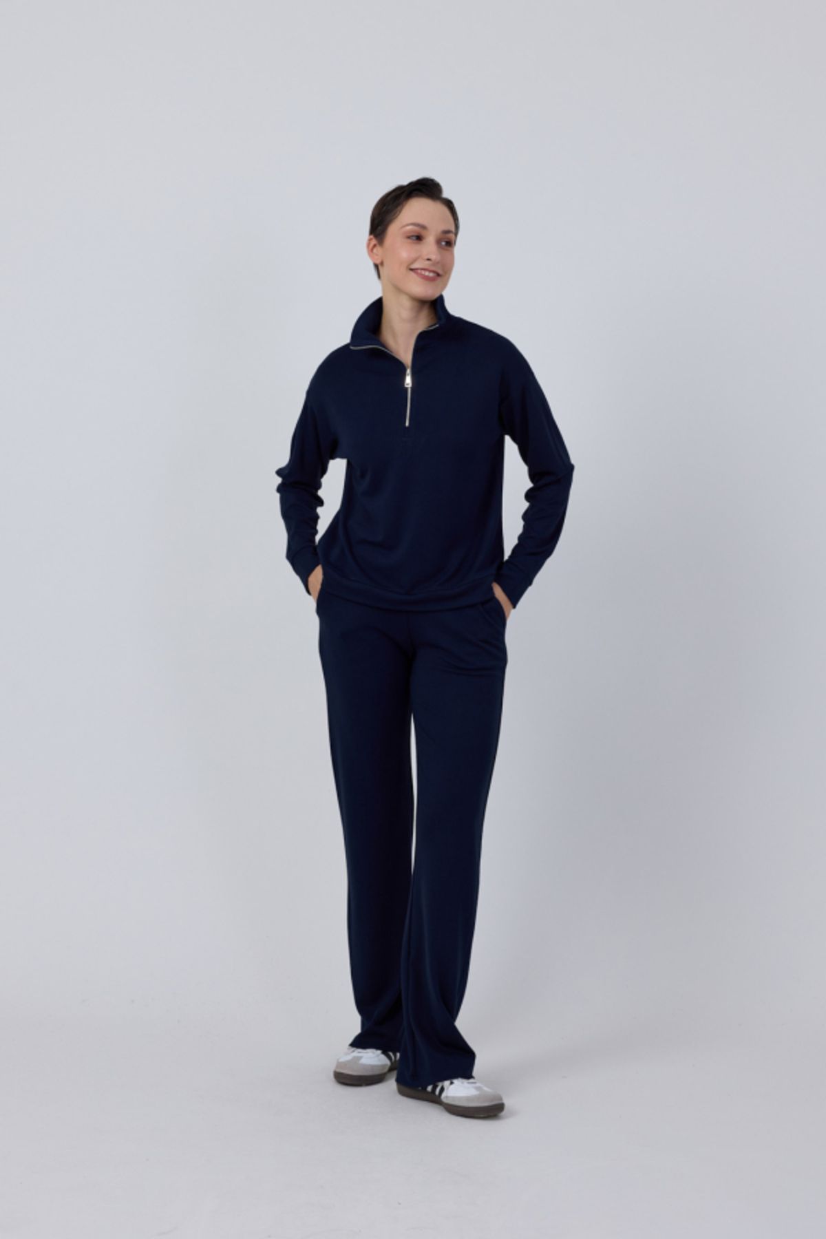 SEVİLEN-Wide Leg Sweatpants 5