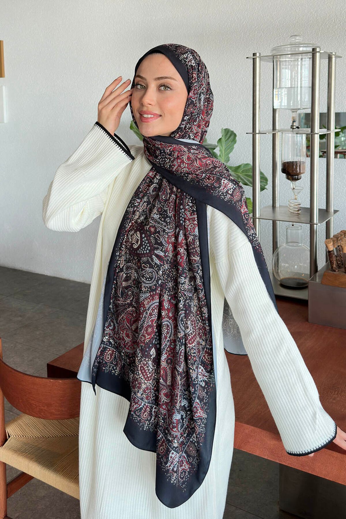 lamelif-Retro Pattern Voile Silky Shawl 1