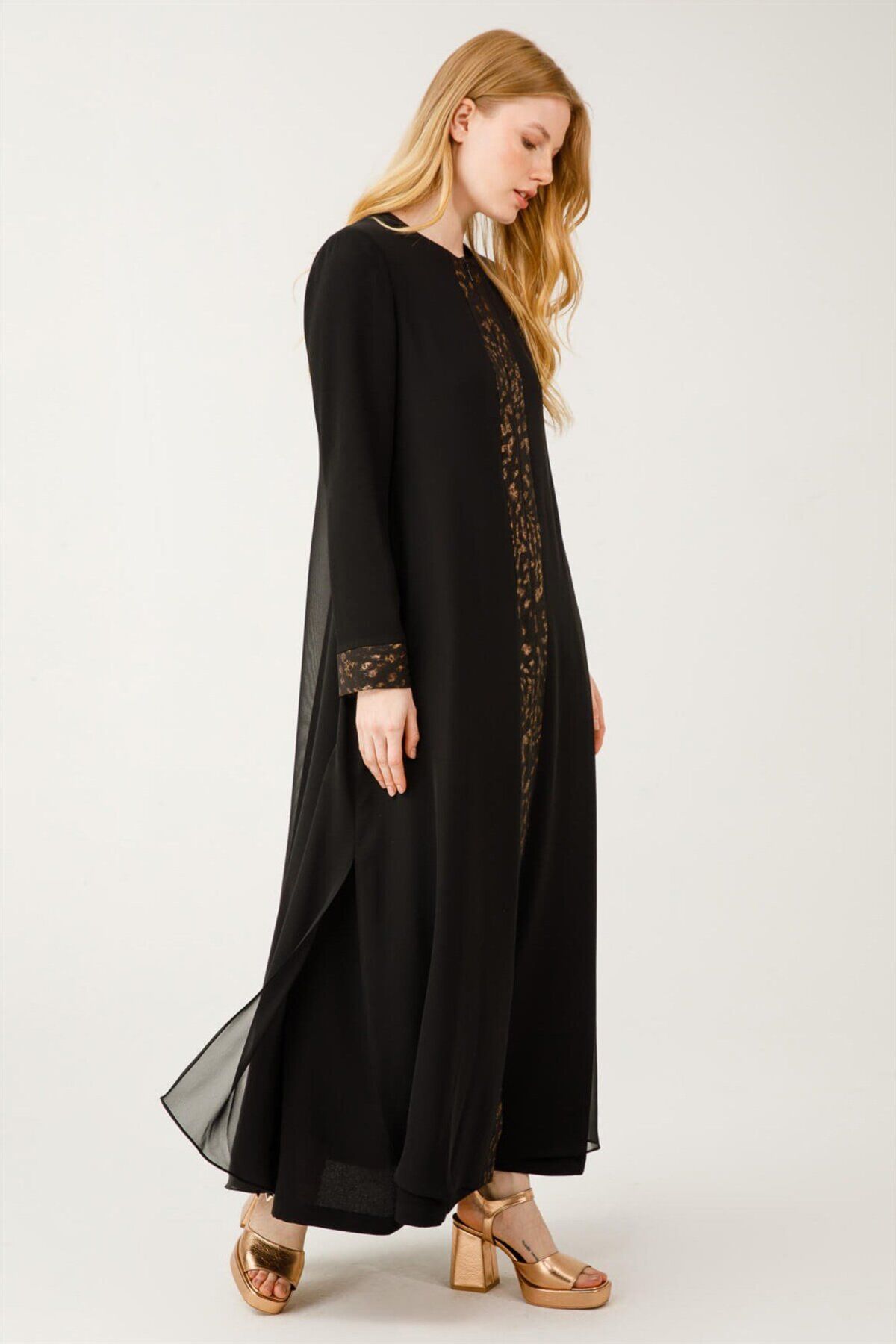 Esswaap-Garnished Ferace Black with Chiffon Detail 2