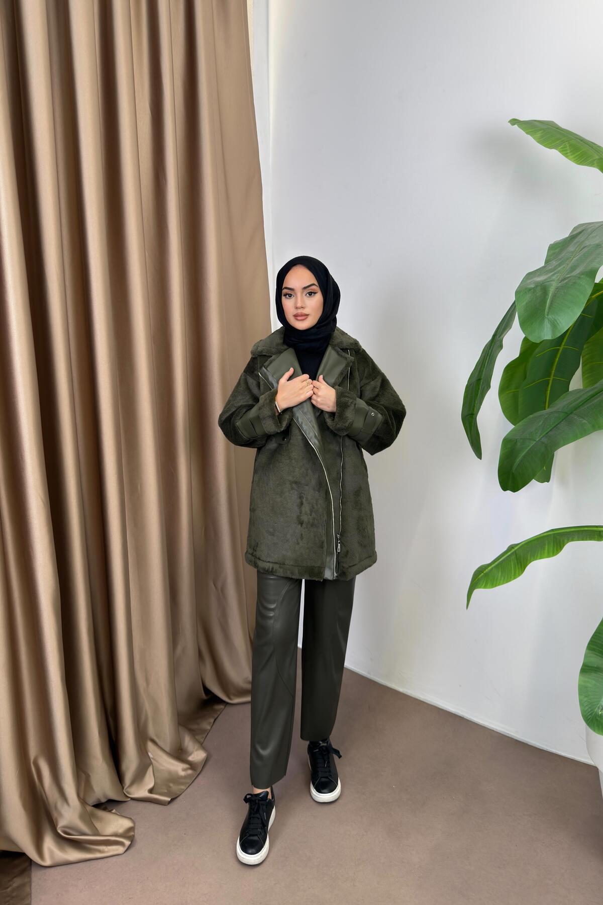 Goldie Plush Coat - KHAKI
