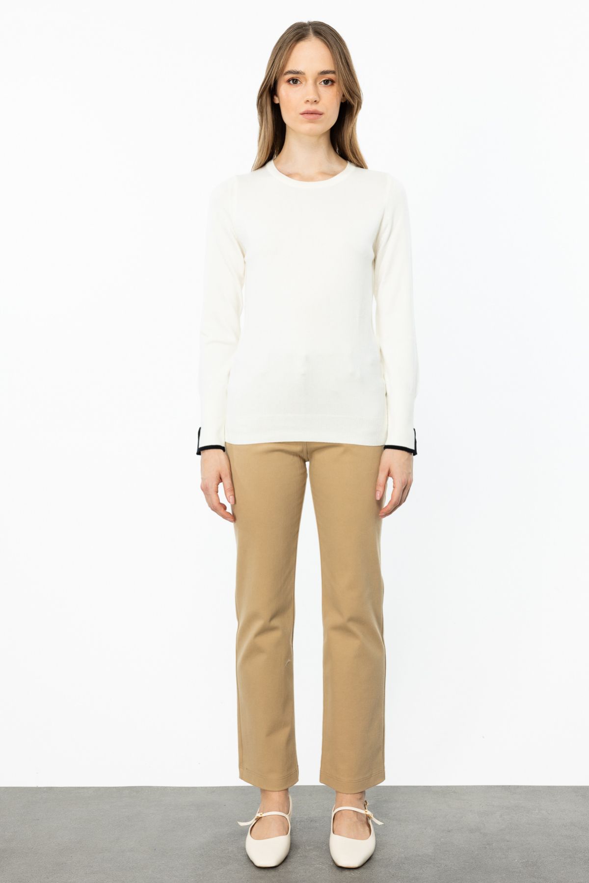 complete the look image
