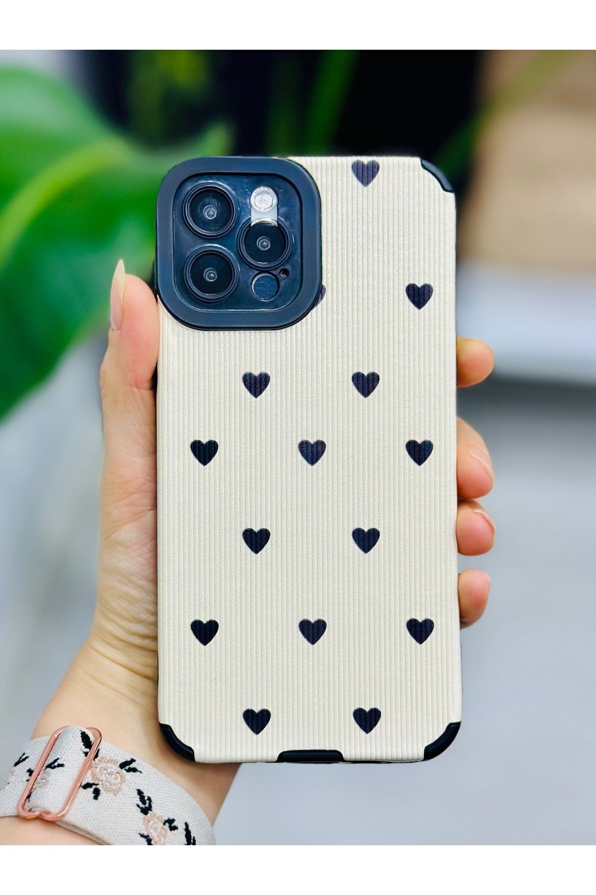 Go Aksesuar-حافظة حماية للكاميرا من السيليكون الناعم بتصميم مطلي متوافق مع هاتف Iphone 12 و12 Pro 4