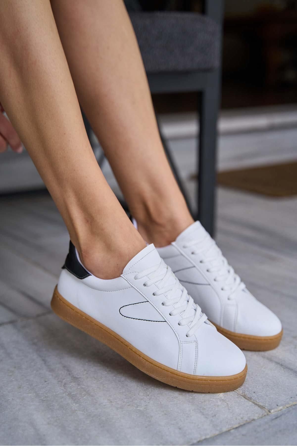 Madamra-Biało-czarne damskie buty sportowe z podeszwą retro 4