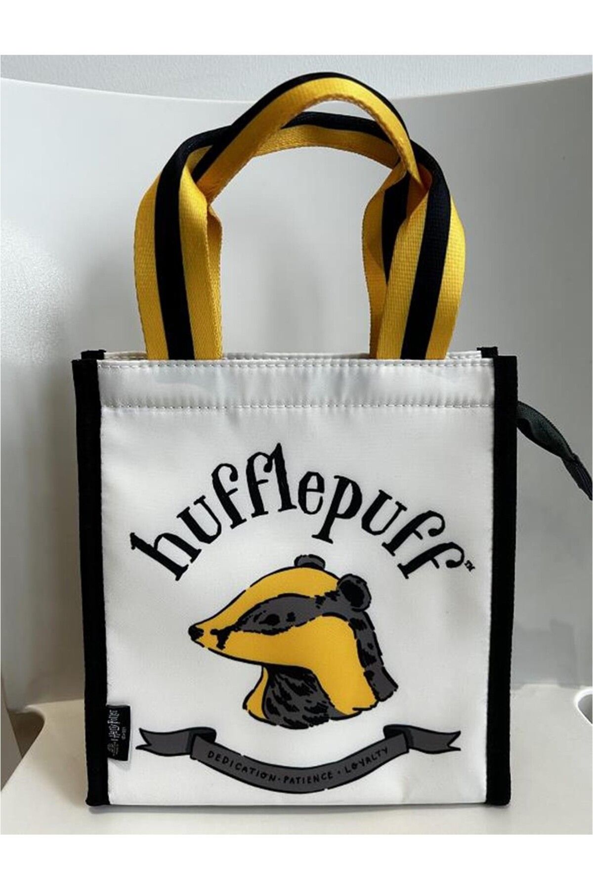 Miniso Harry Potter Lisanslı Yiyecek Çantası - Hufflepuff