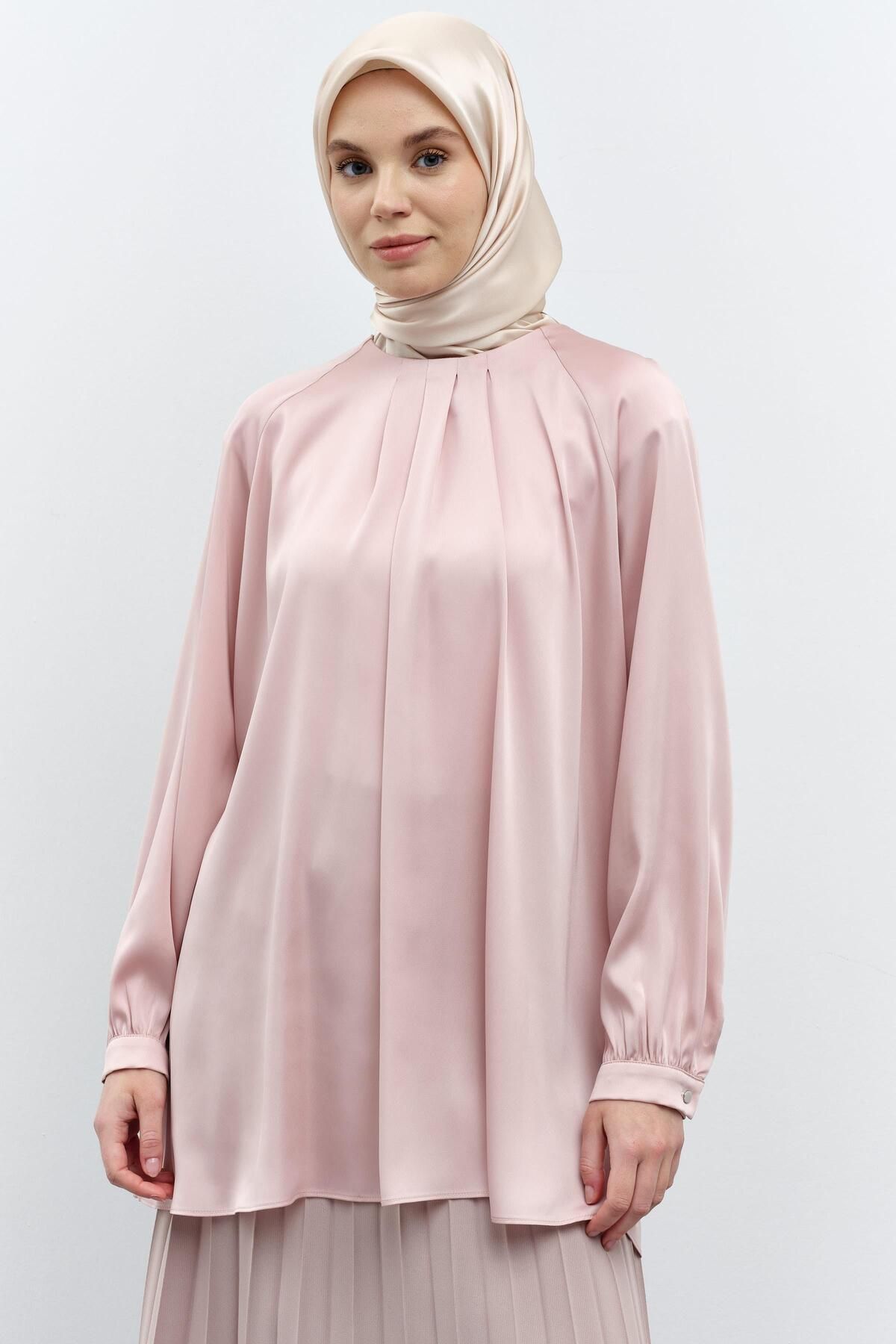 Tuğba-Powder Colored Neck Pleat Detailed Blouse 1