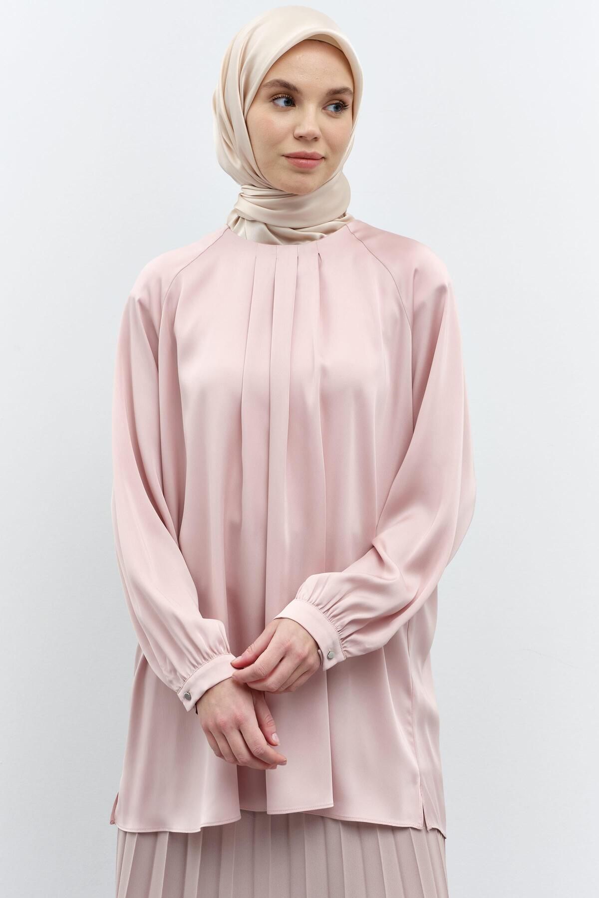 Tuğba-Powder Colored Neck Pleat Detailed Blouse 2