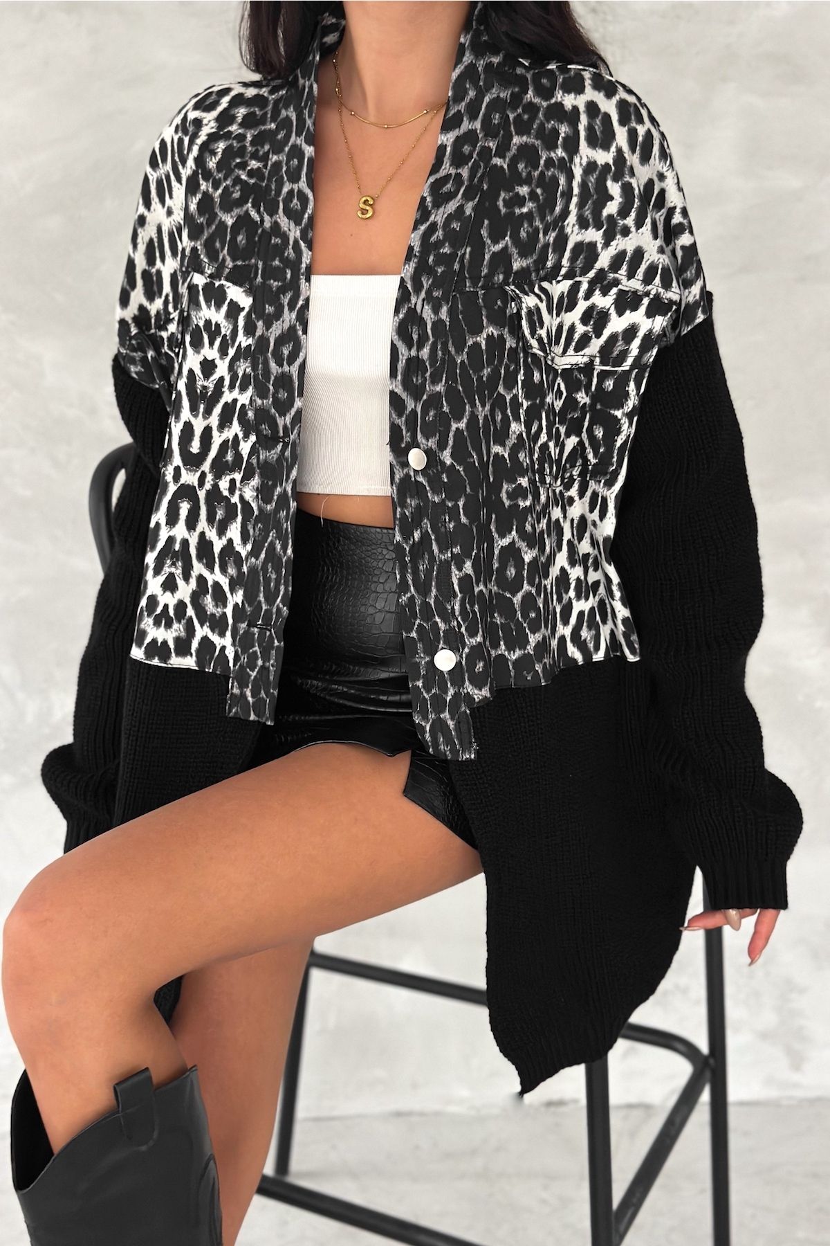 FEMELLE-Women's Black and White Leopard Pattern Standard Size Knitwear Detailed Design Oversize Denim Jacket 3