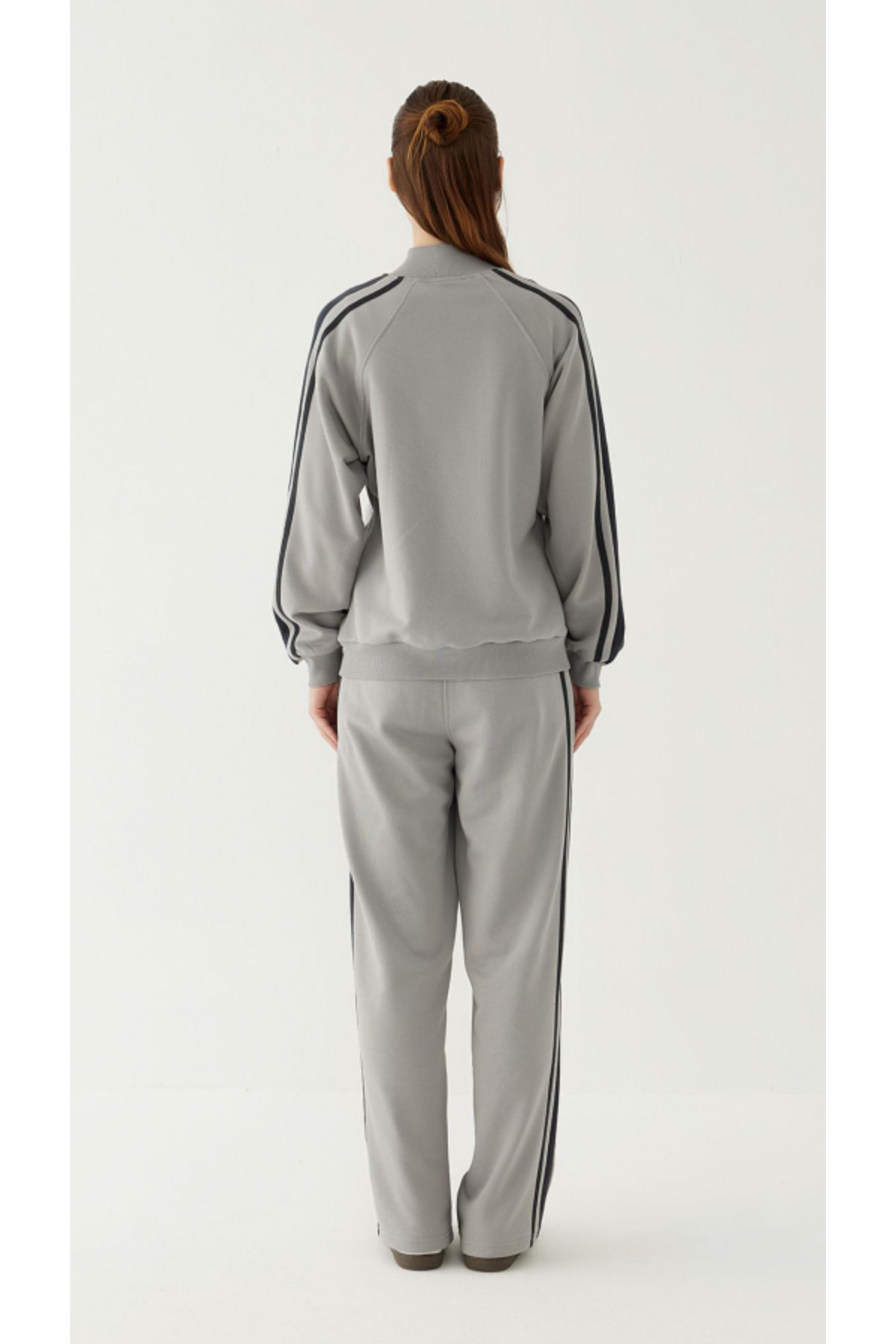 SEVİLEN-Stripe Detailed Zippered Women's Tracksuit Set 3