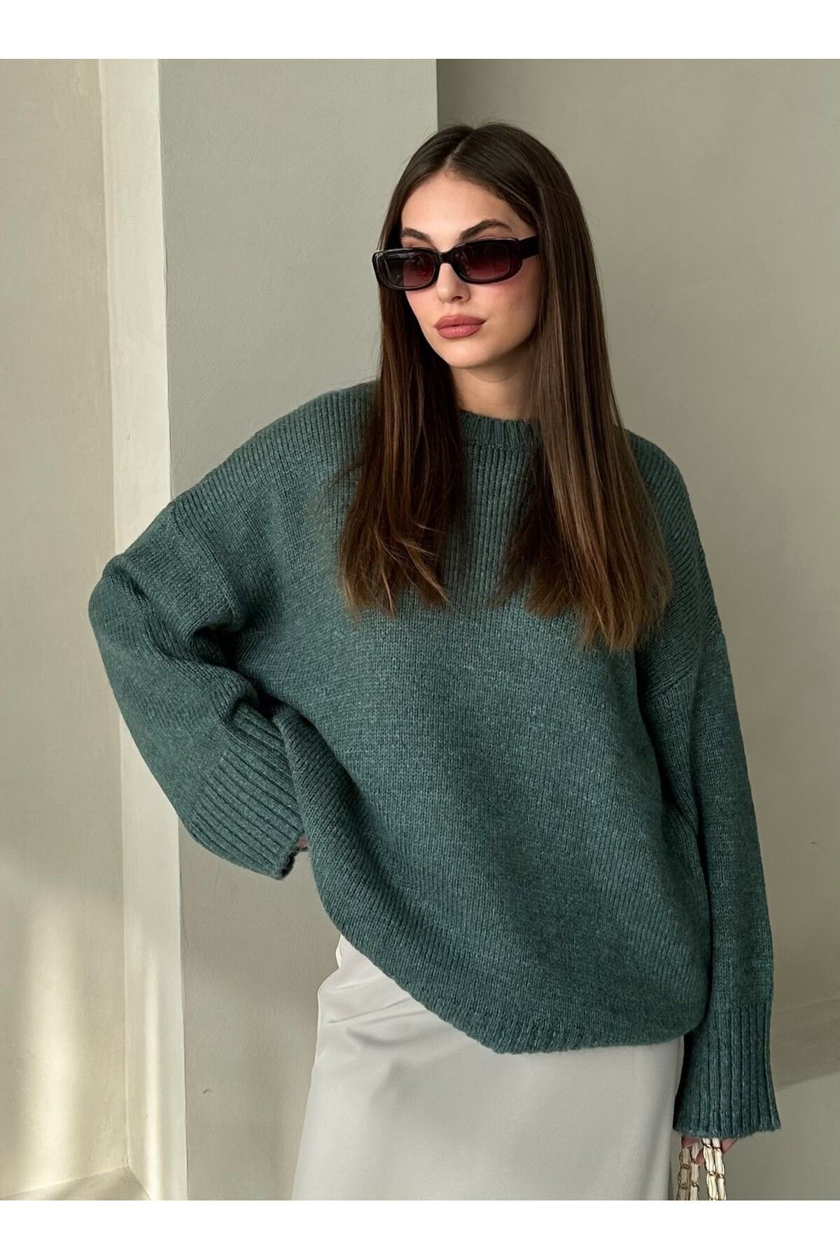 Laluvia-Petrol Green Plain Basic Thick Sweater - 4700 1