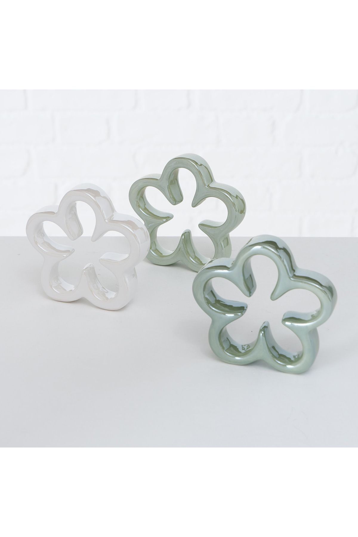 Homelux-Lynna flower decoration, d 10 cm, h 2 cm, ceramic, light green 2