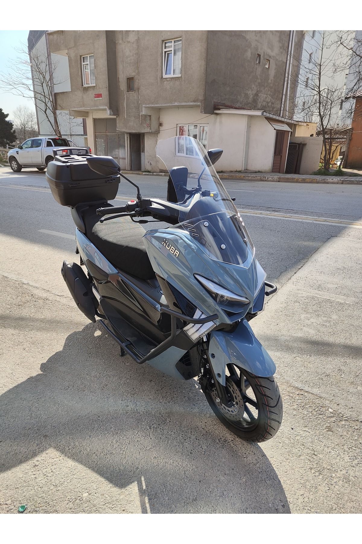 Küba Chia 125 Siperlik Ön Cam 2023-2025 Model 65cm Şeffaf Renkli 4mm ORTA BOYLU CAM