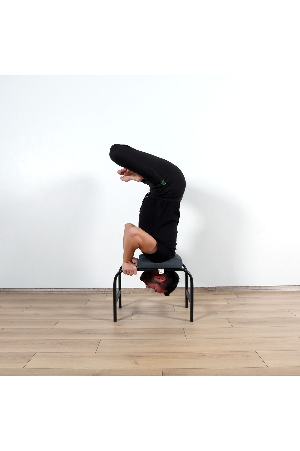لوازم یوگا مشکی صندلی ایستاده آنتراسیت اورجینال Yoga Arden