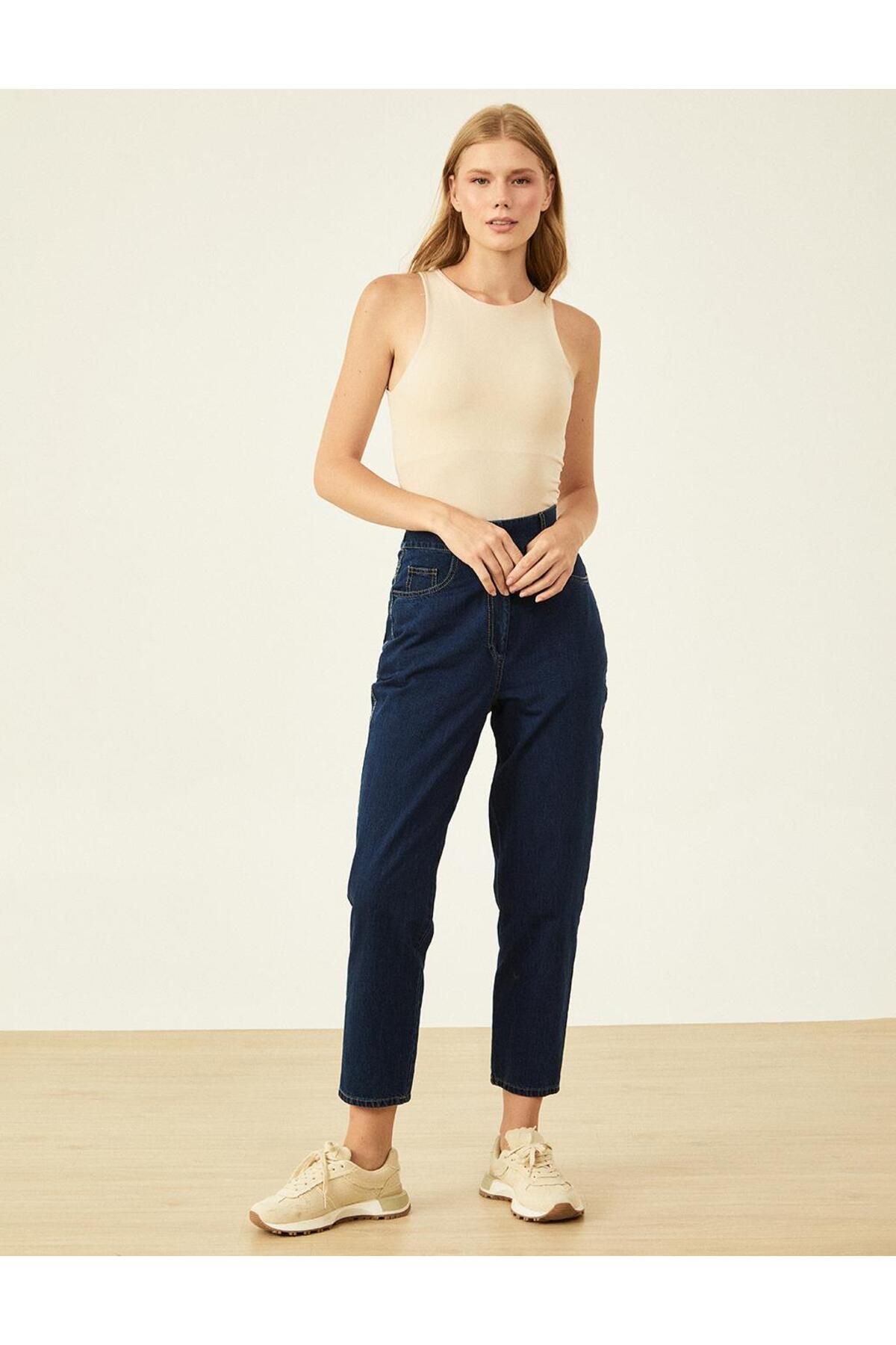 Kayra-Navy Blue Carrot Cut Zippered Denim Trousers 1