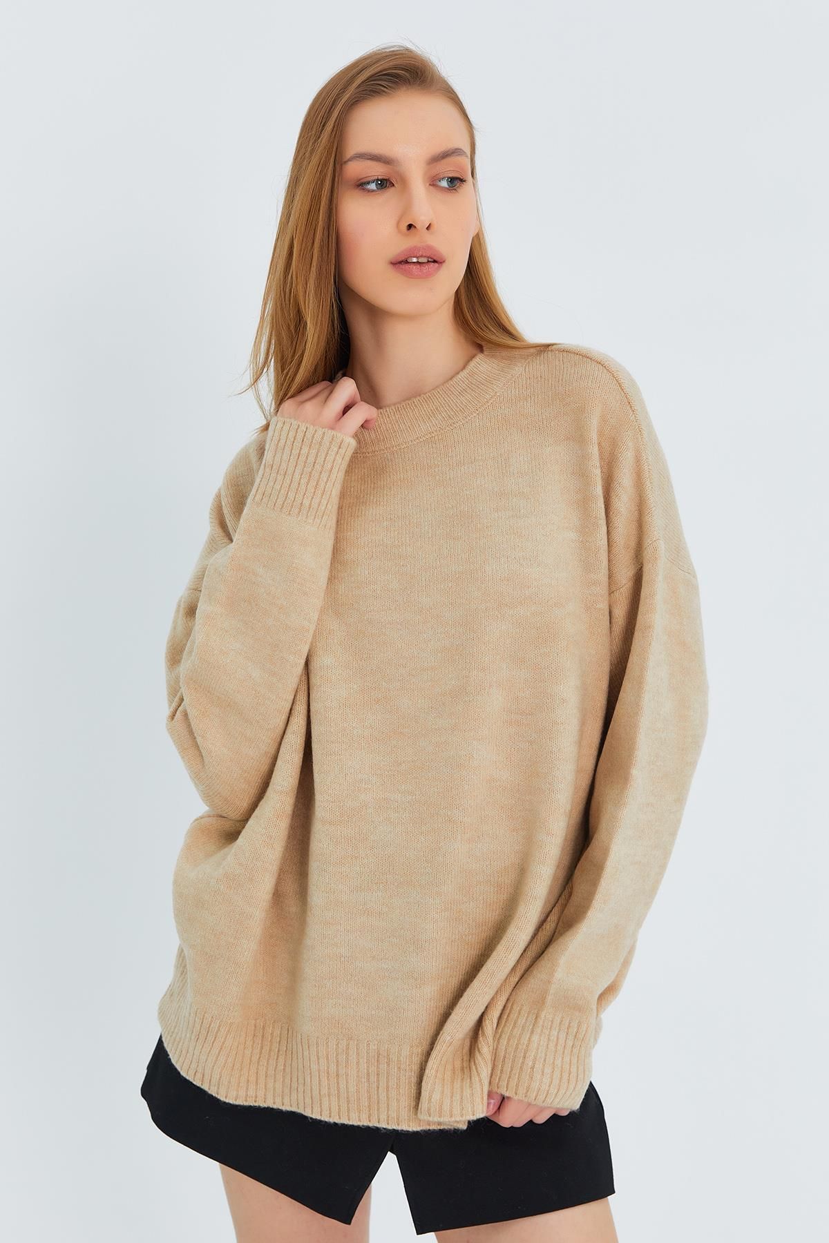 Mixray-6913 Model Beige Women's Knitwear Sweater - Loose and Soft Texture 3