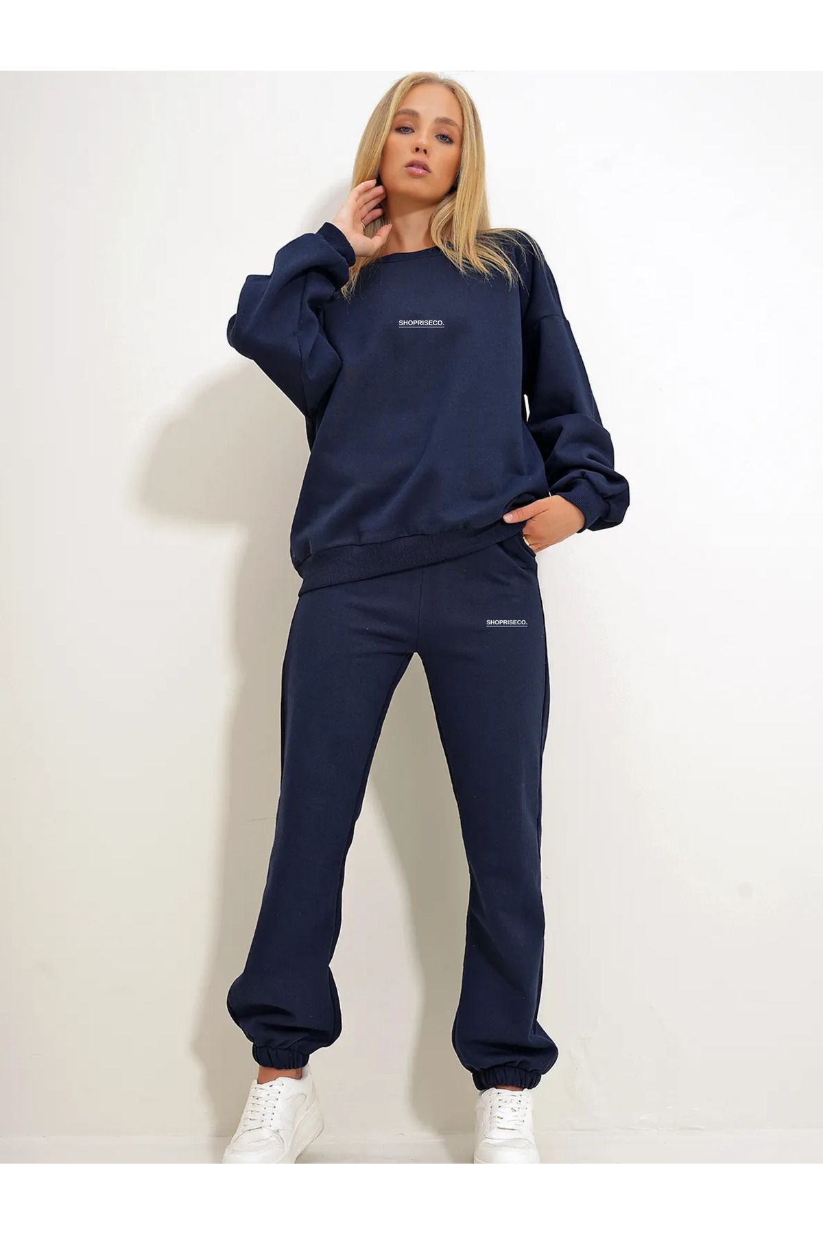 Shoprise-Crew Neck Comfortable Fit Raster Tracksuit Set 1