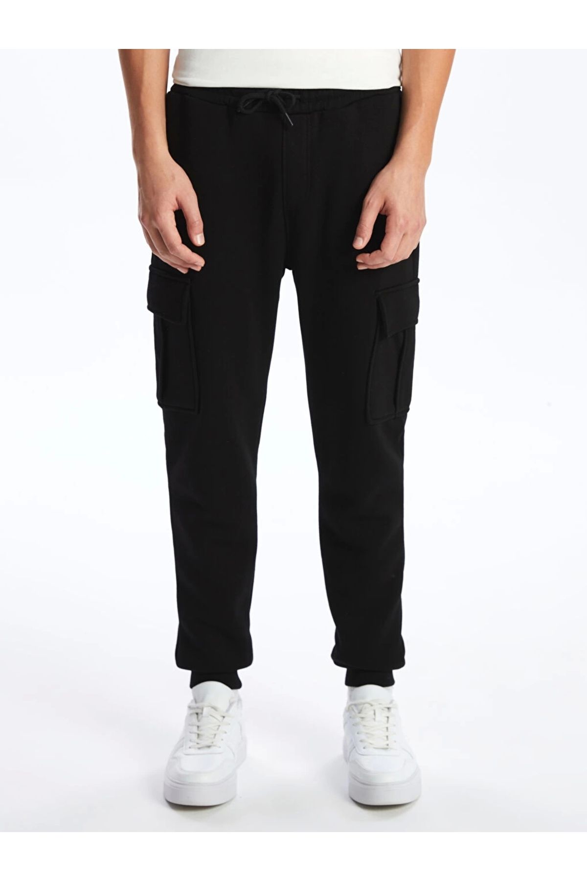 LC Waikiki-Xside Black Standard Fit Men's Thick Jogger Sweatpants 1