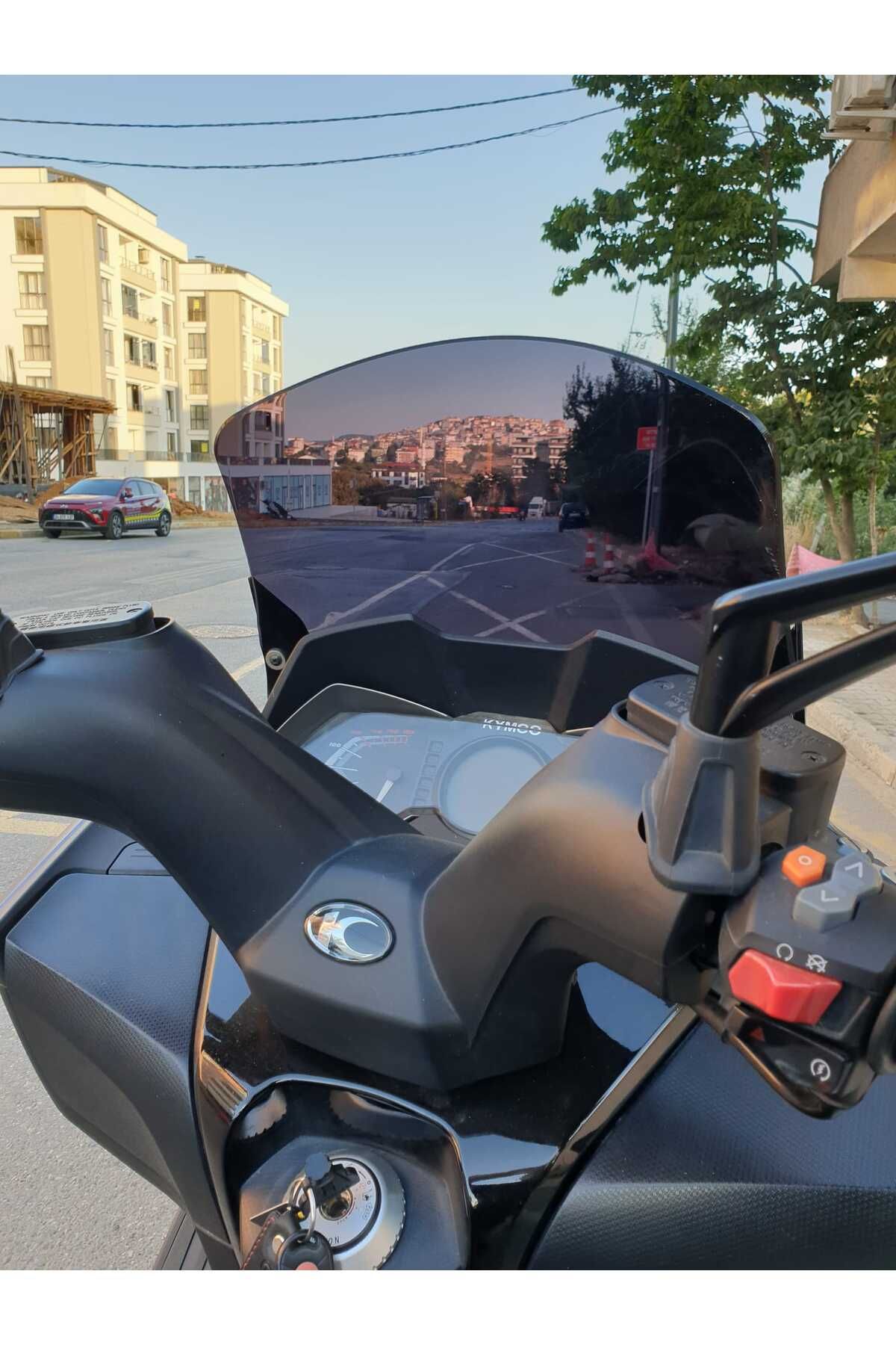 Kymco Downtown 250i Siperlik Ön Cam 2016 2025 Model 61cm siyah Renkli 4mm