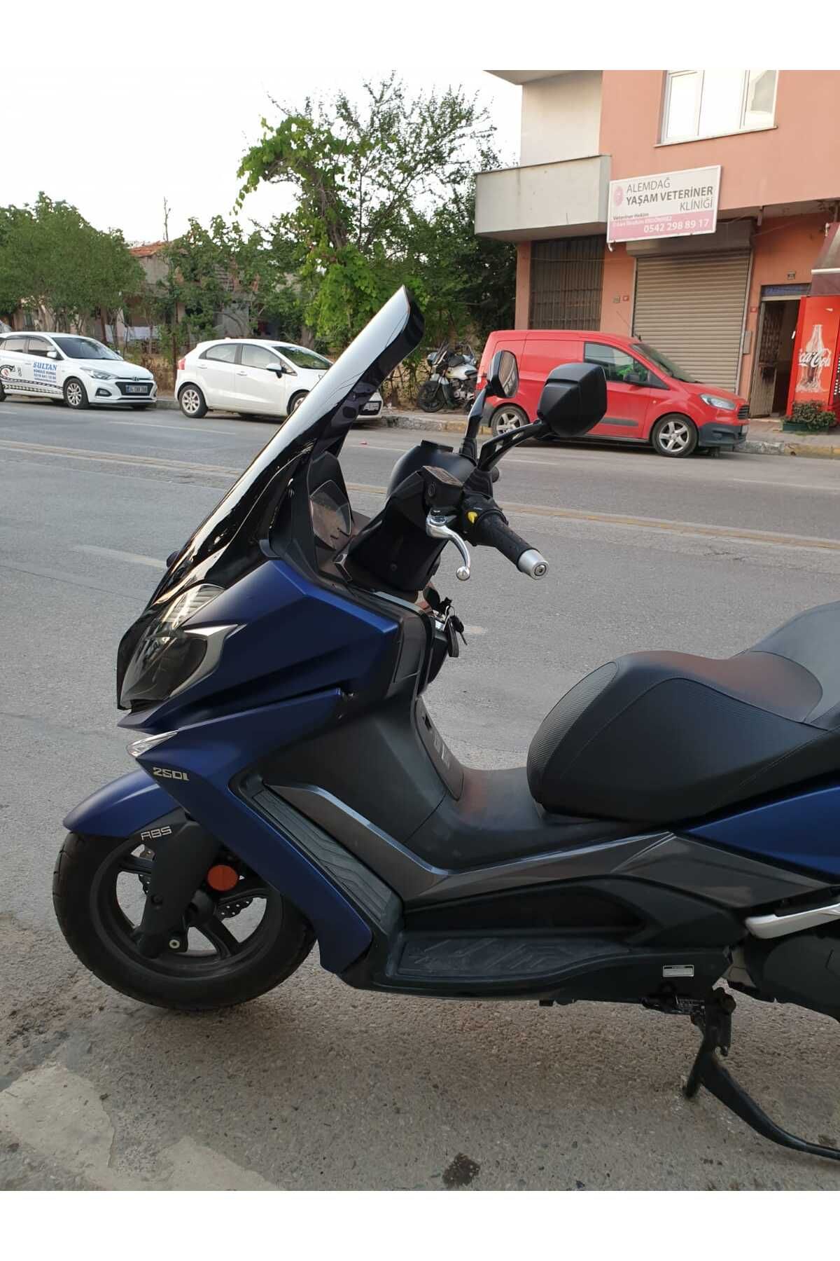 Kymco Downtown 250i Siperlik Ön Cam 2016 2025 Model 78cm Siyah Renkli 4mm UZUN CAM