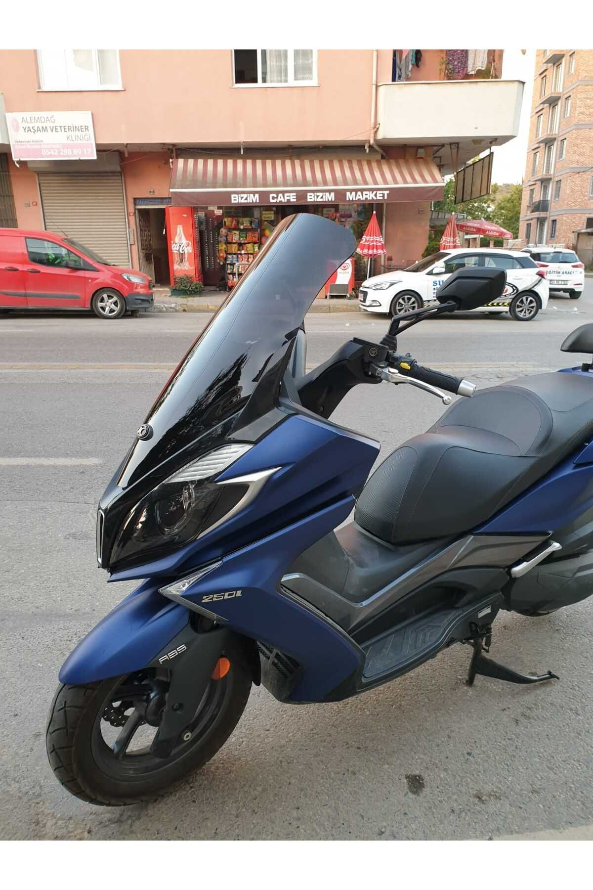 Kymco Downtown 250i Siperlik Ön Cam 2016 2025 Model 78cm Siyah Renkli 4mm UZUN CAM