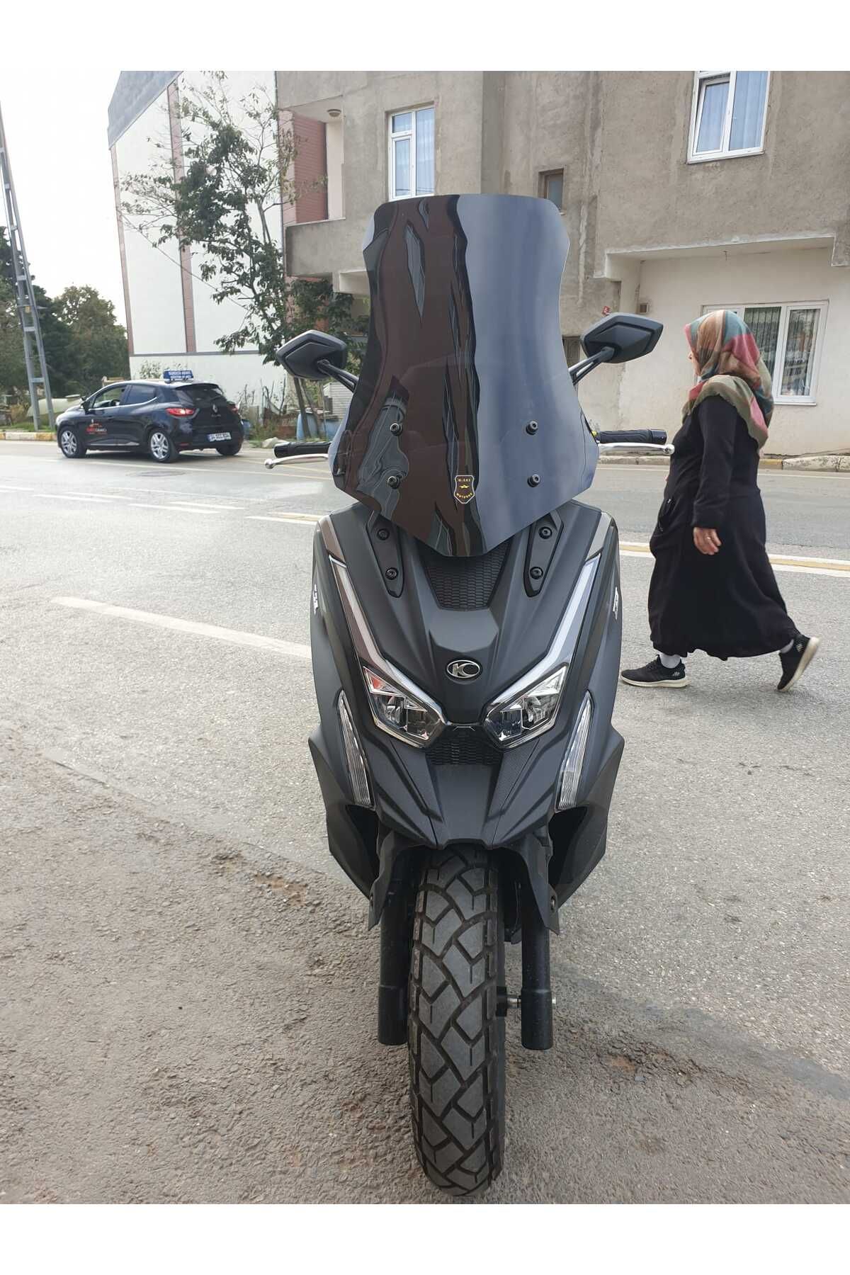 Kymco DTX 360 Siperlik Ön Cam 2021-2023 Model 55cm Siyah Renkli 4mm KISA SPOR CAM