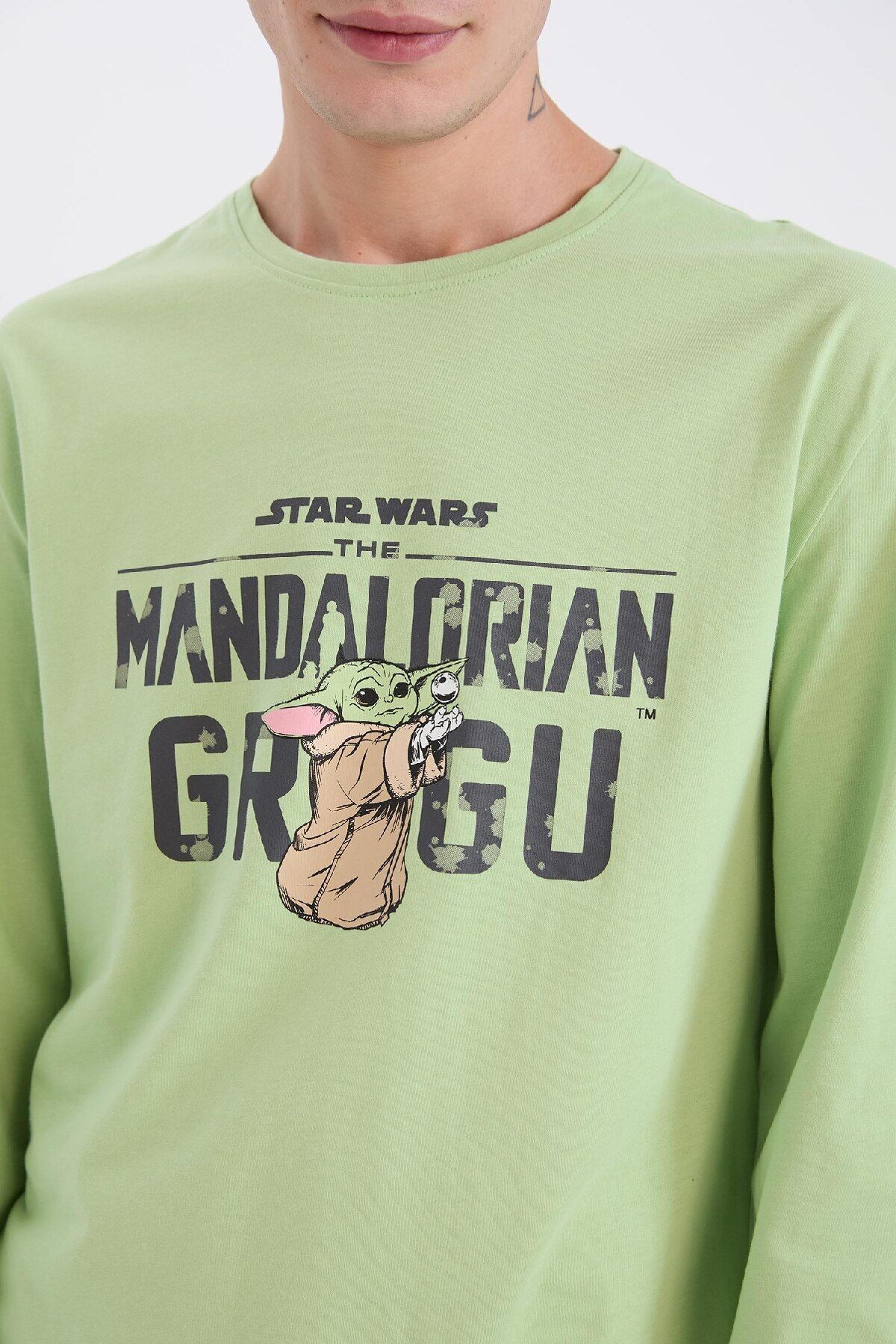 DeFacto-Star Wars-Mandalorian Pajamas Set - Regular Fit, Long Sleeve, Top Elastic Waist, Long Bottom D8221Ax24Wn 4