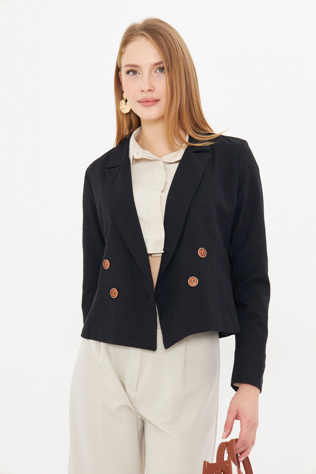 armonika-Women's Black Double Breasted Collar Gabardine Crop Jacket ARM-24Y001010 1