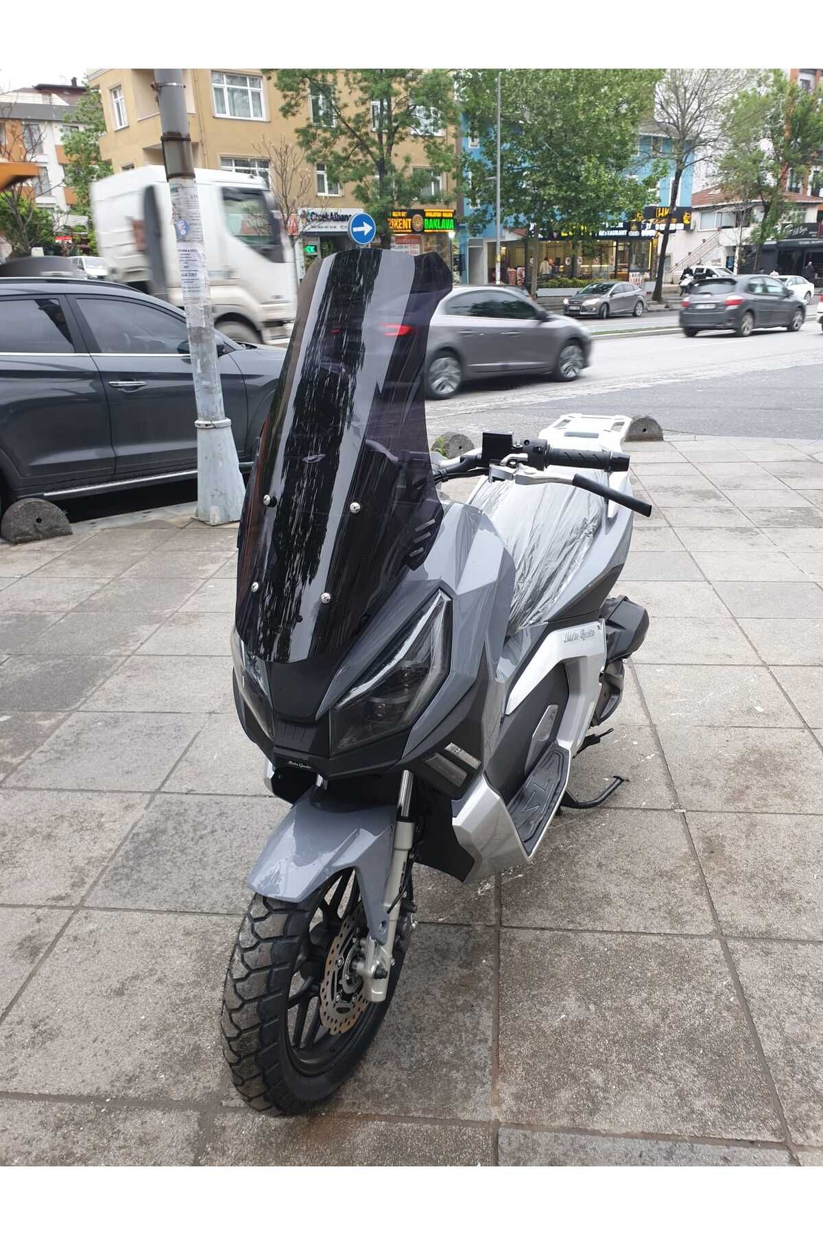 Moto Gusto Dream 150 Siperlik Ön Cam 2023-2025 Model 75cm Siyah Renkli 4mm UZUN CAM