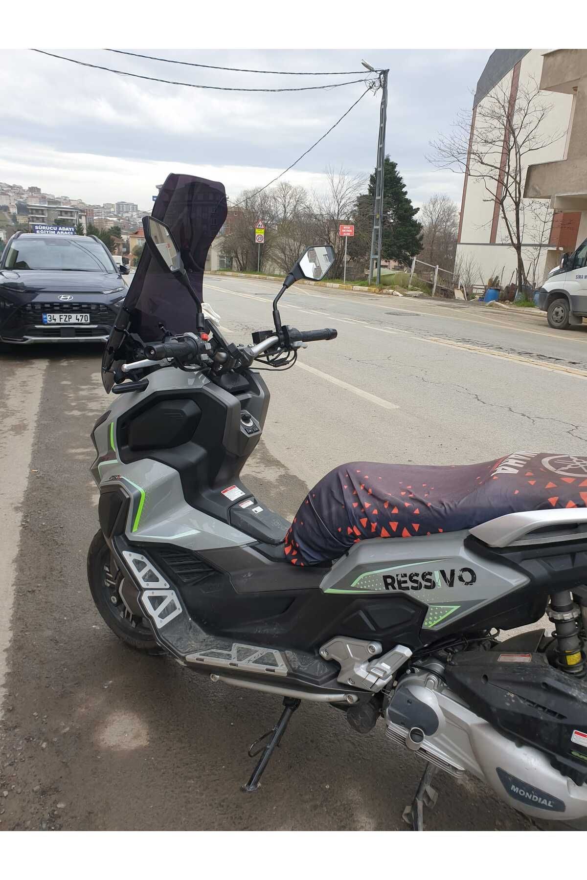 Mondial Ressivo 250 Siperlik Ön Cam 2023-2025 Model 68cm Siyah Renkli 4mm