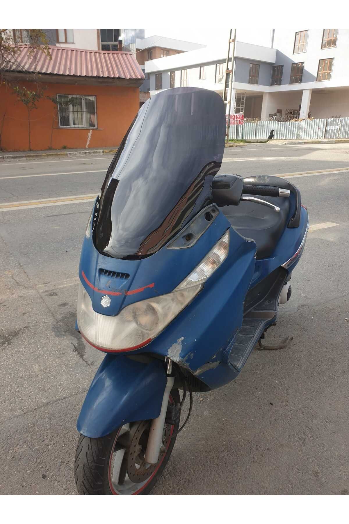 Piaggio X8 200 Siperlik Ön Cam 2004 2006 Model 70cm Siyah Renkli 4mm